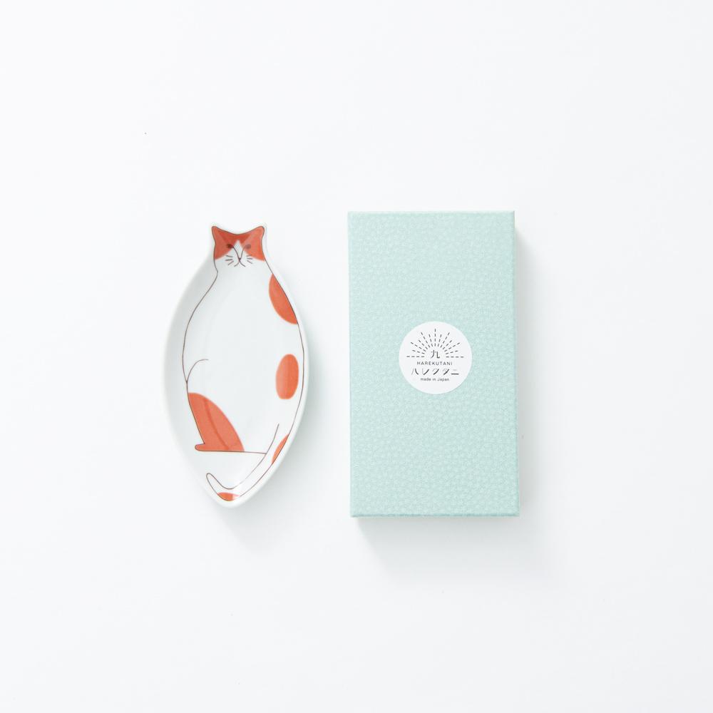 Harekutani Cat Sauce Plate - MUSUBI KILN - Handmade Japanese Tableware and Japanese Dinnerware