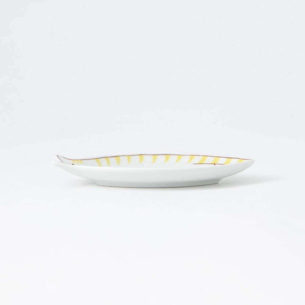 Harekutani Cat Sauce Plate - MUSUBI KILN - Handmade Japanese Tableware and Japanese Dinnerware