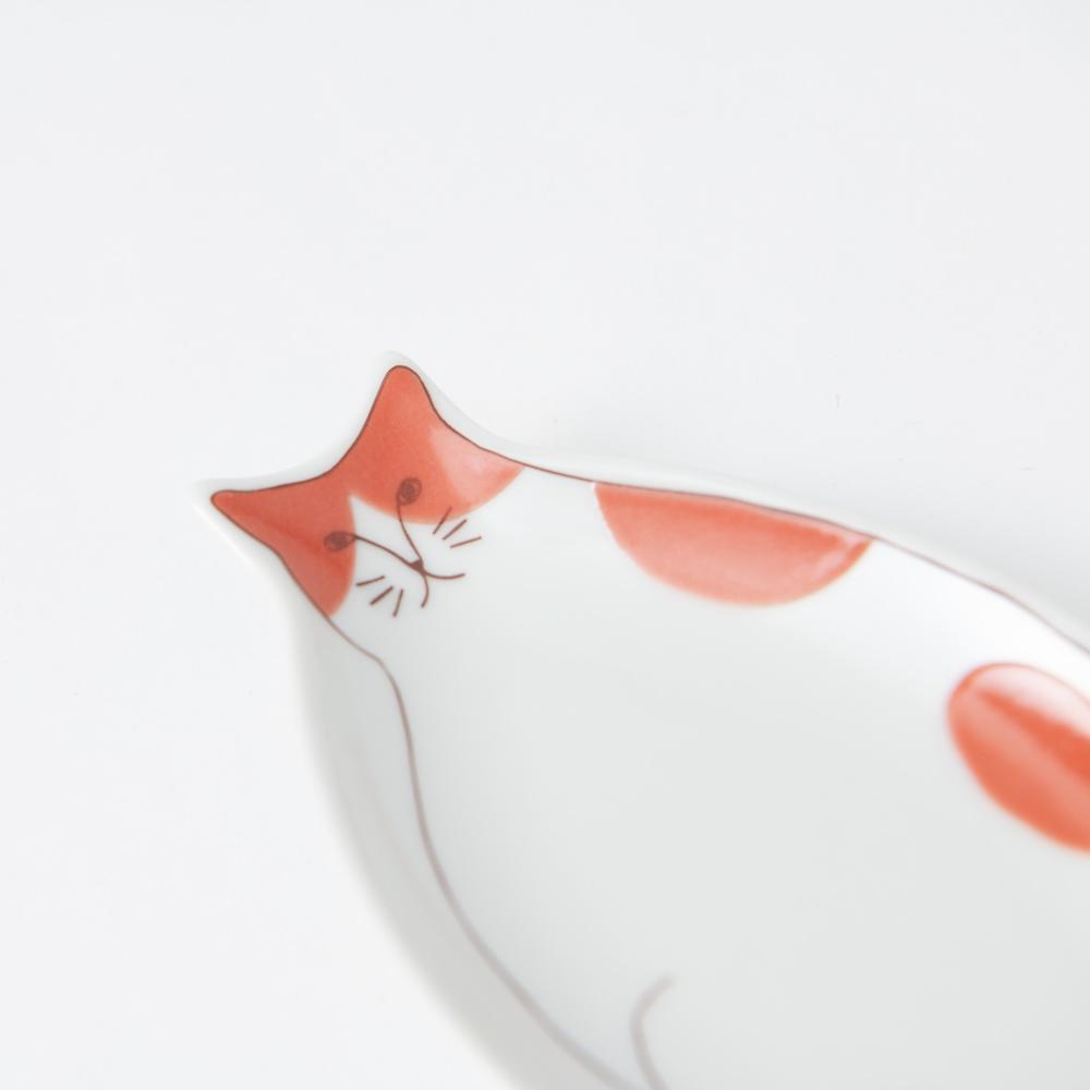 Harekutani Cat Sauce Plate - MUSUBI KILN - Handmade Japanese Tableware and Japanese Dinnerware