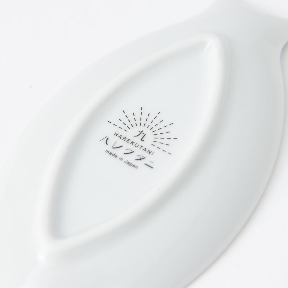 Harekutani Cat Sauce Plate - MUSUBI KILN - Handmade Japanese Tableware and Japanese Dinnerware