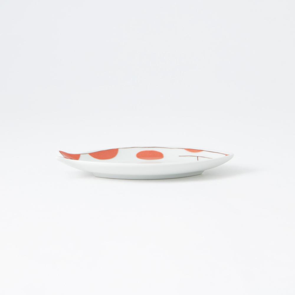 Harekutani Cat Sauce Plate - MUSUBI KILN - Handmade Japanese Tableware and Japanese Dinnerware