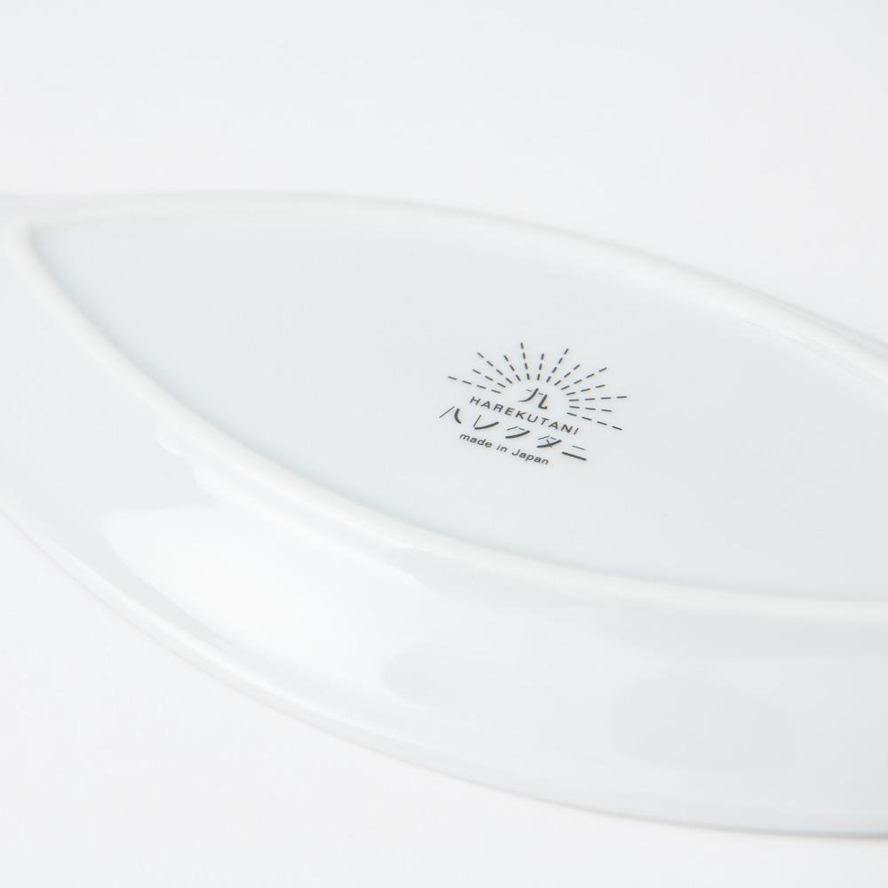 Harekutani Fish Plate - MUSUBI KILN - Handmade Japanese Tableware and Japanese Dinnerware