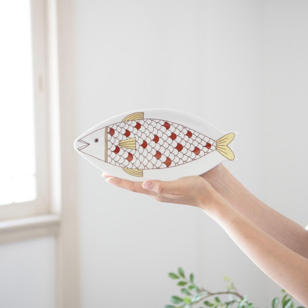 Harekutani Fish Plate - MUSUBI KILN - Handmade Japanese Tableware and Japanese Dinnerware