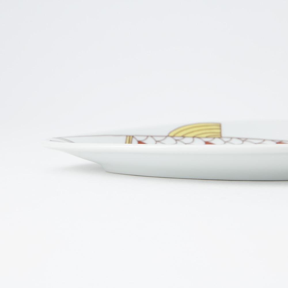 Harekutani Fish Plate - MUSUBI KILN - Handmade Japanese Tableware and Japanese Dinnerware