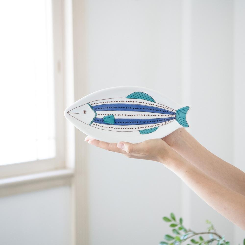 Harekutani Fish Plate - MUSUBI KILN - Handmade Japanese Tableware and Japanese Dinnerware