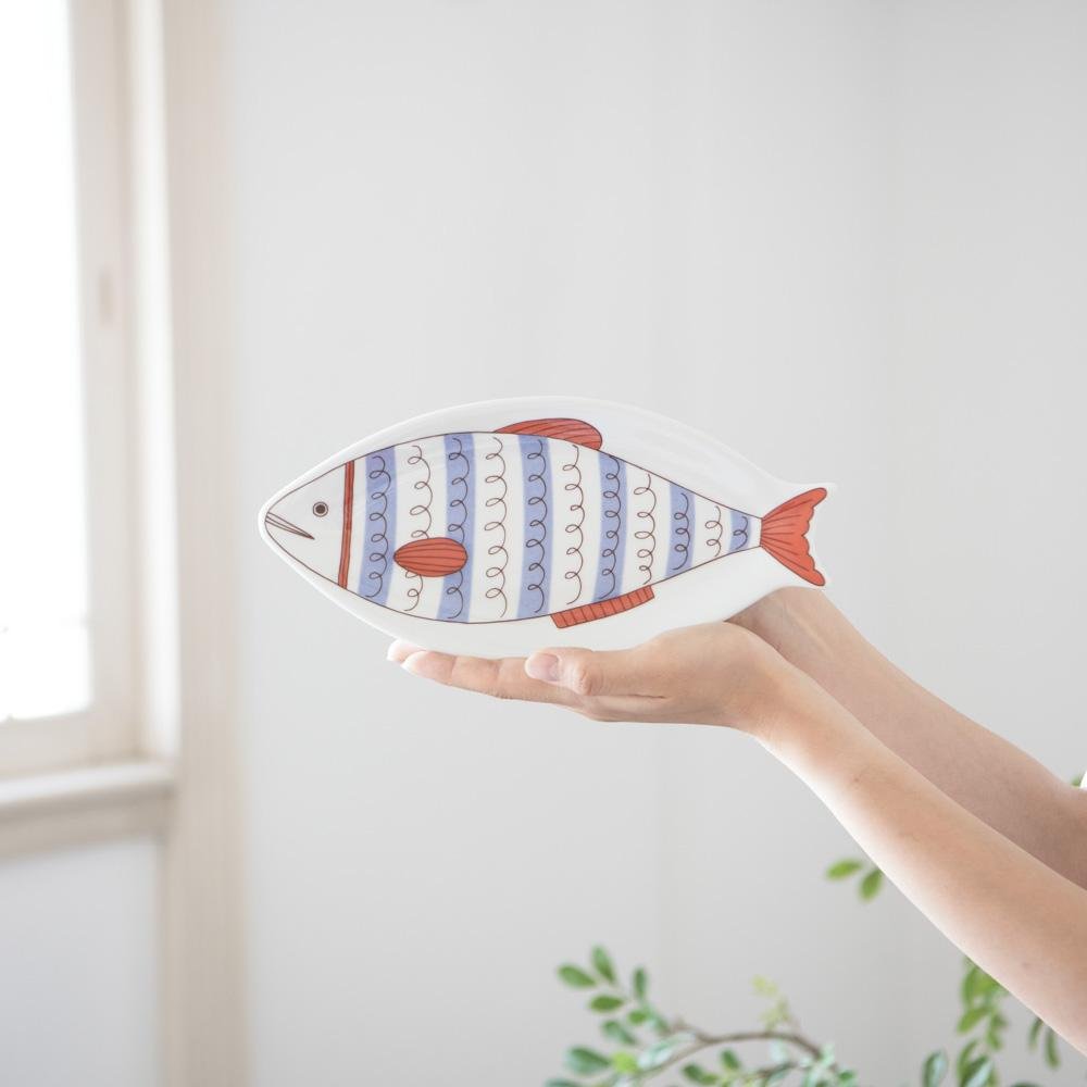 Harekutani Fish Plate - MUSUBI KILN - Handmade Japanese Tableware and Japanese Dinnerware