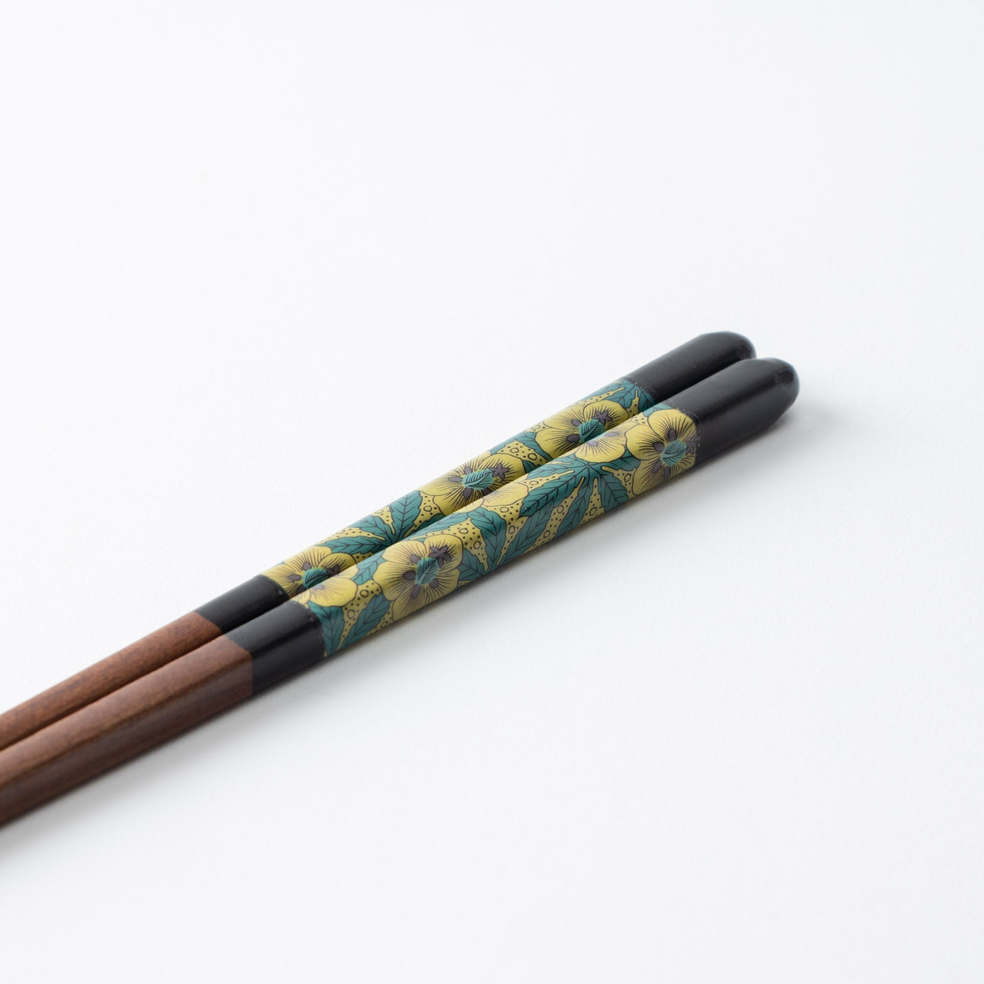 Seikou Kiln Black Kutani Color Reusable Chopsticks 23cm/9in - JAPAN KUTANI SHOP - Japanese Pottery