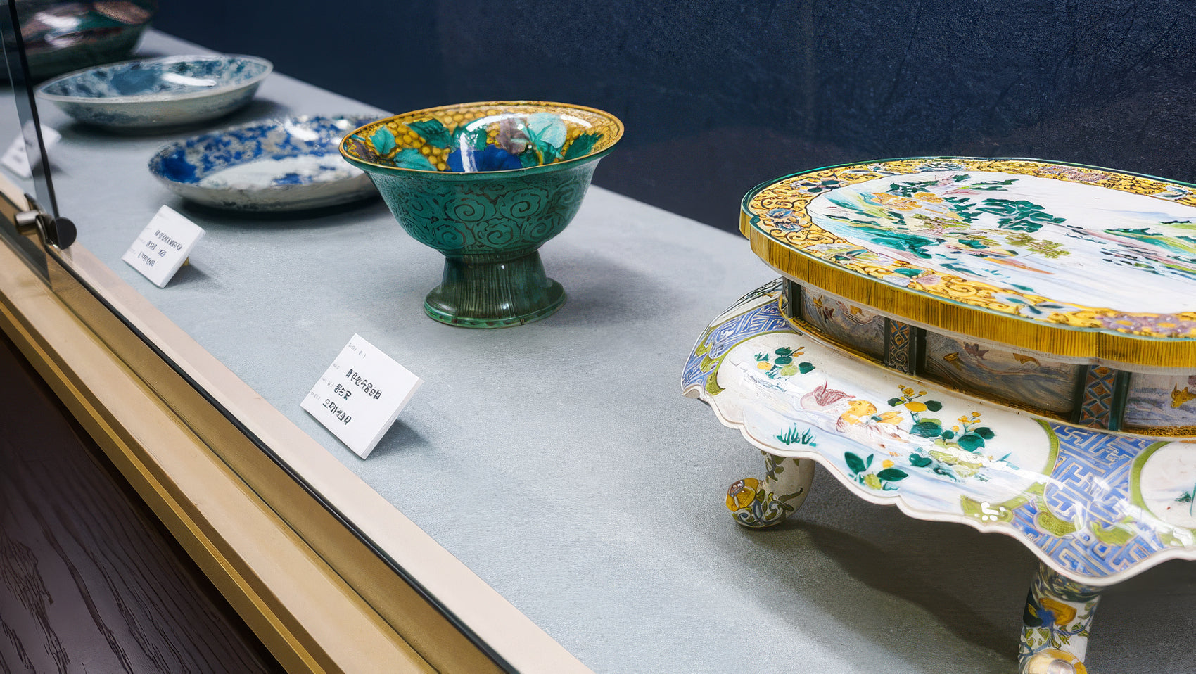Ware Pieces at The Kutani Porcelain Art Museum