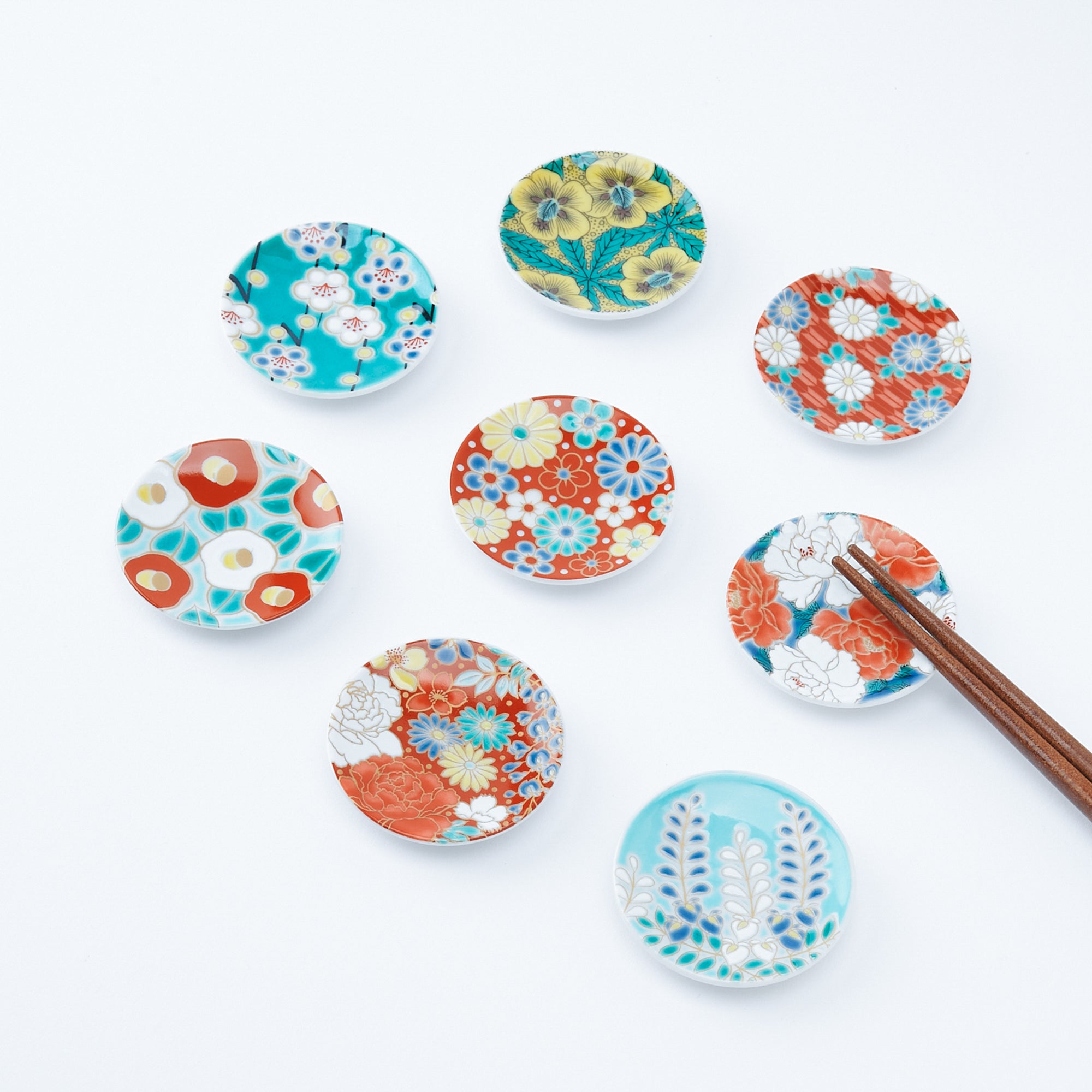 Classic Floral Motif Chopstick Rest - JAPAN KUTANI SHOP