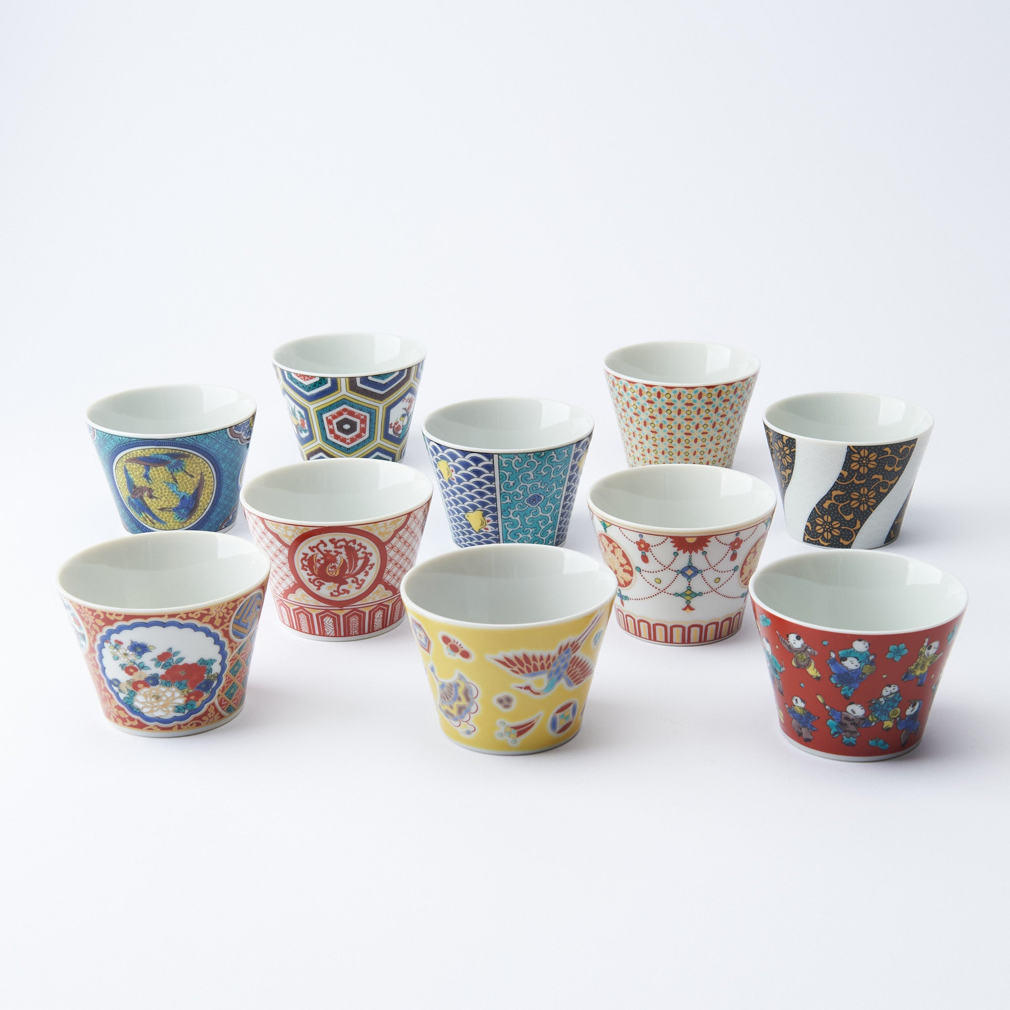 Classic Palette Guinomi Sake Cup - JAPAN KUTANI SHOP