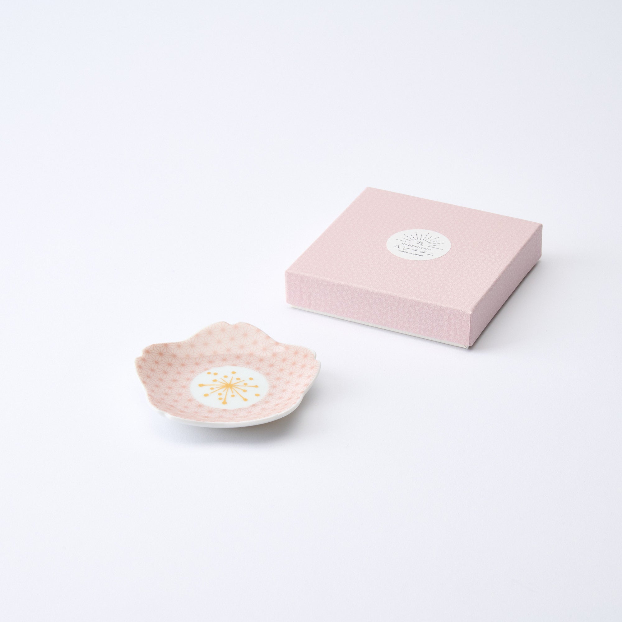 Sakura Shaped Sauce Plate - JAPAN KUTANI SHOP