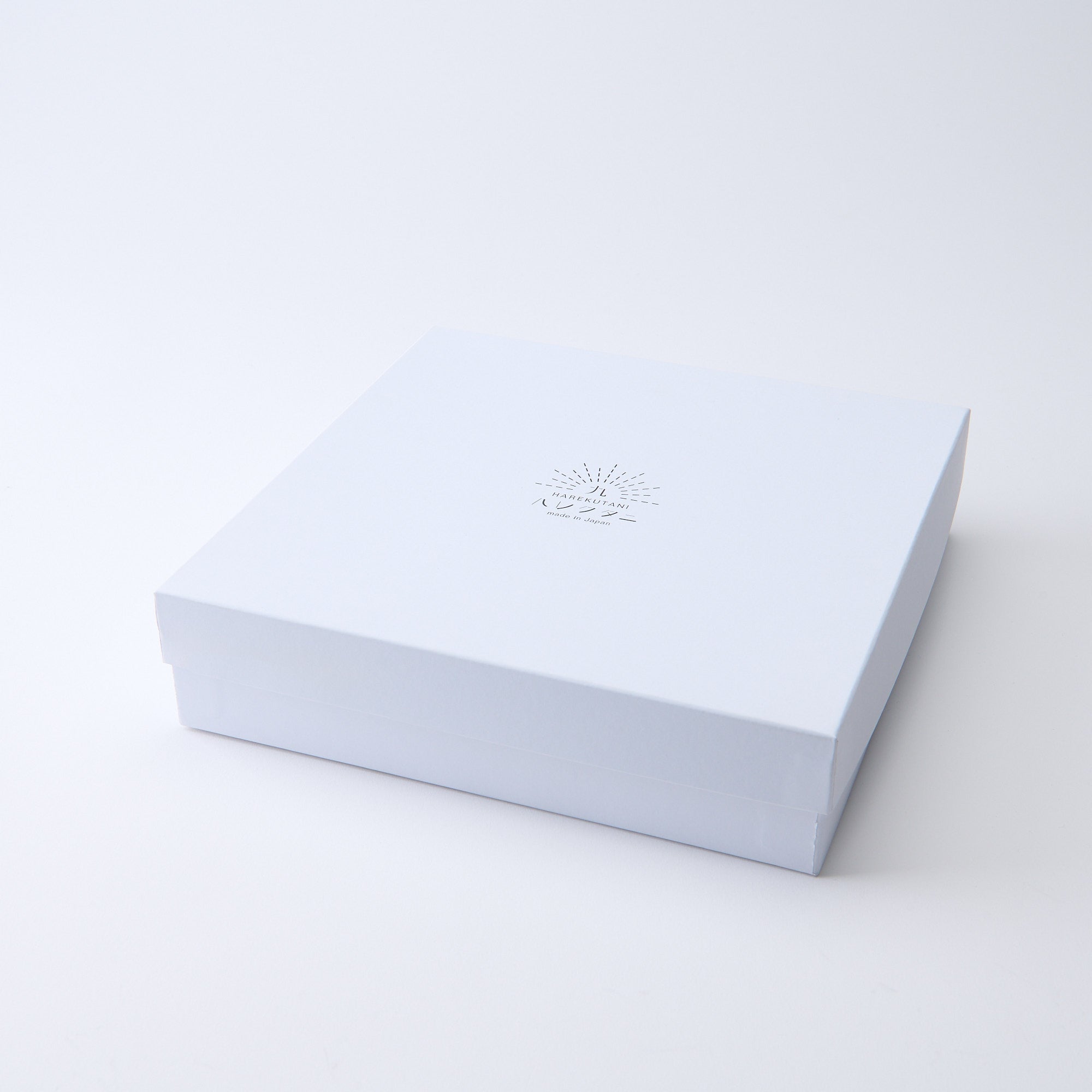 White Snow Crystal Plate Set