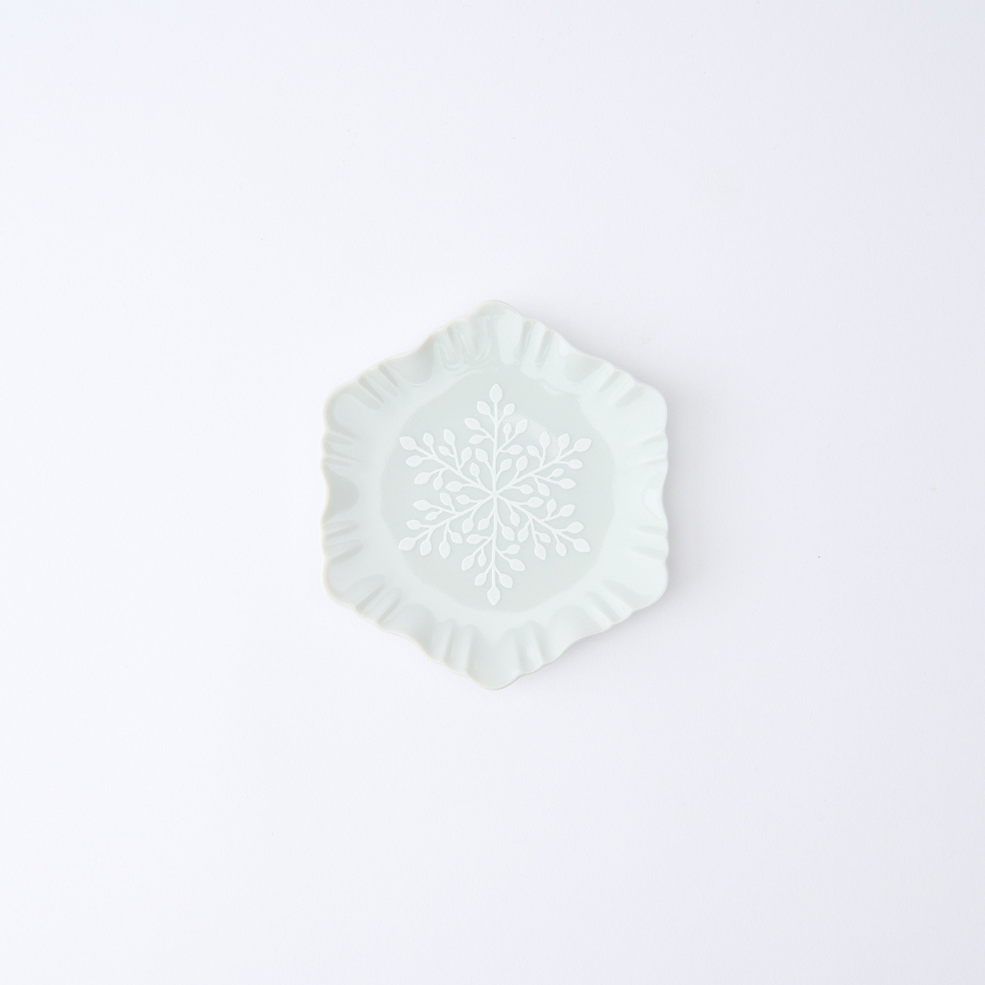 White Snow Crystal Plate Set