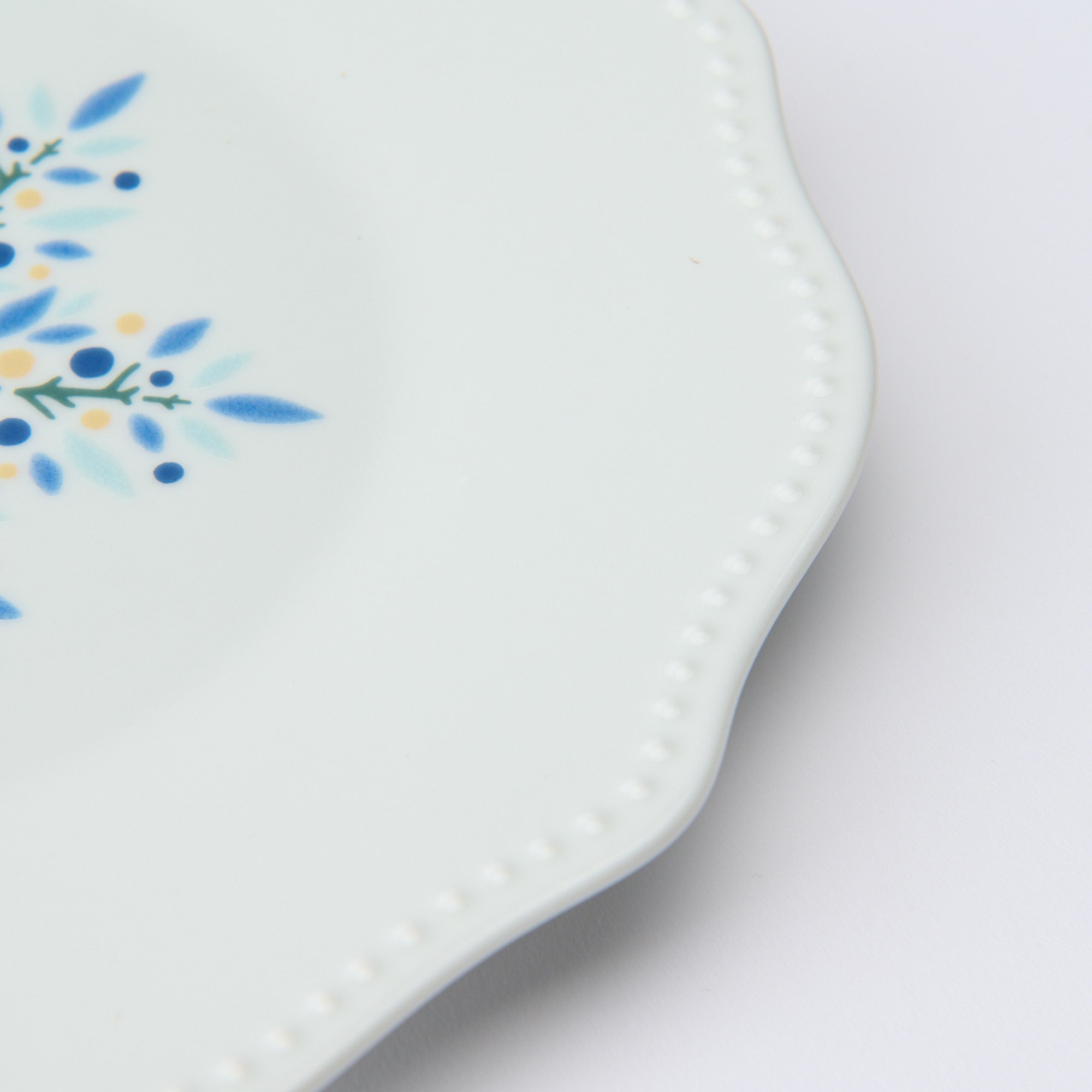 Blue Snow Crystal Plate Set