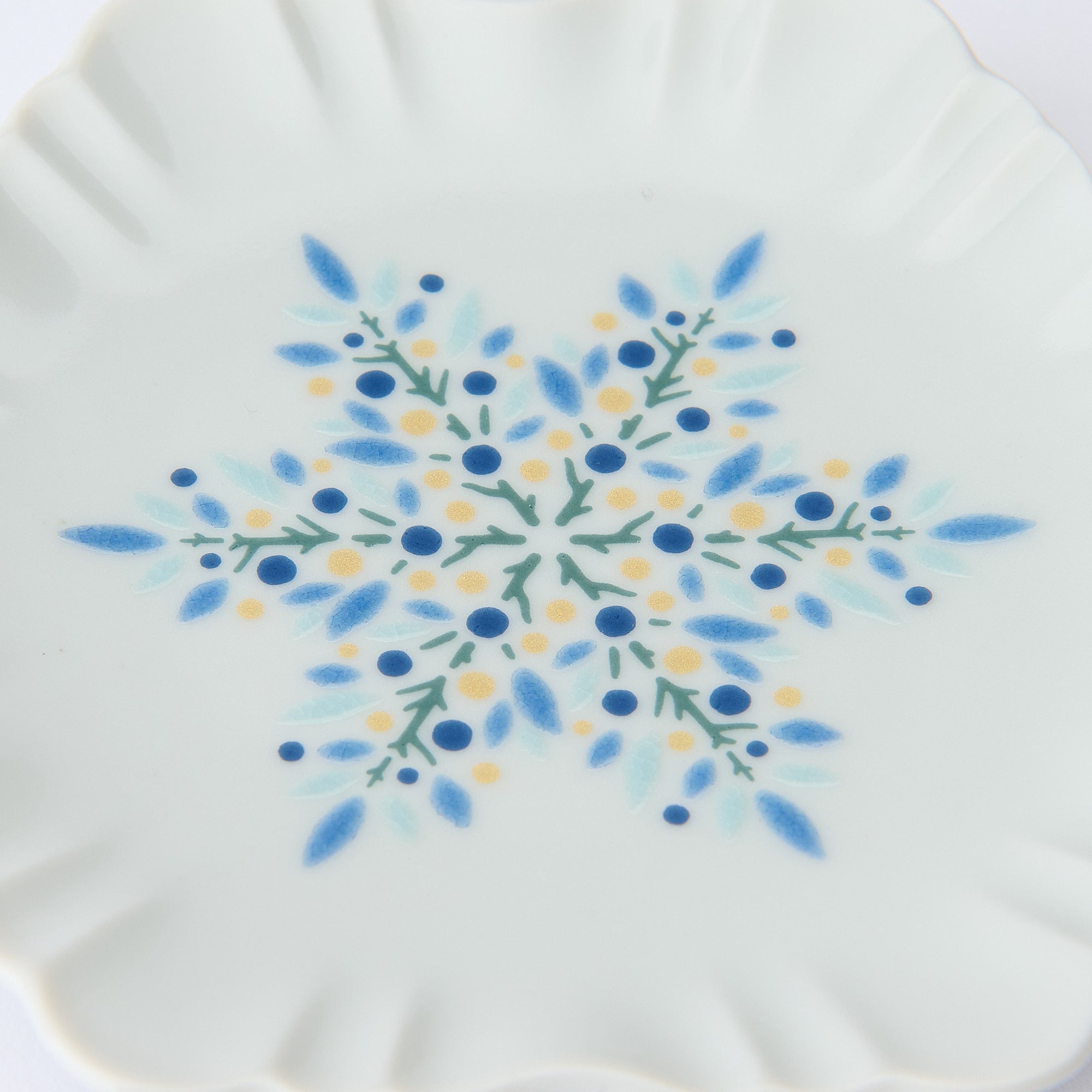 Blue Snow Crystal Plate Set