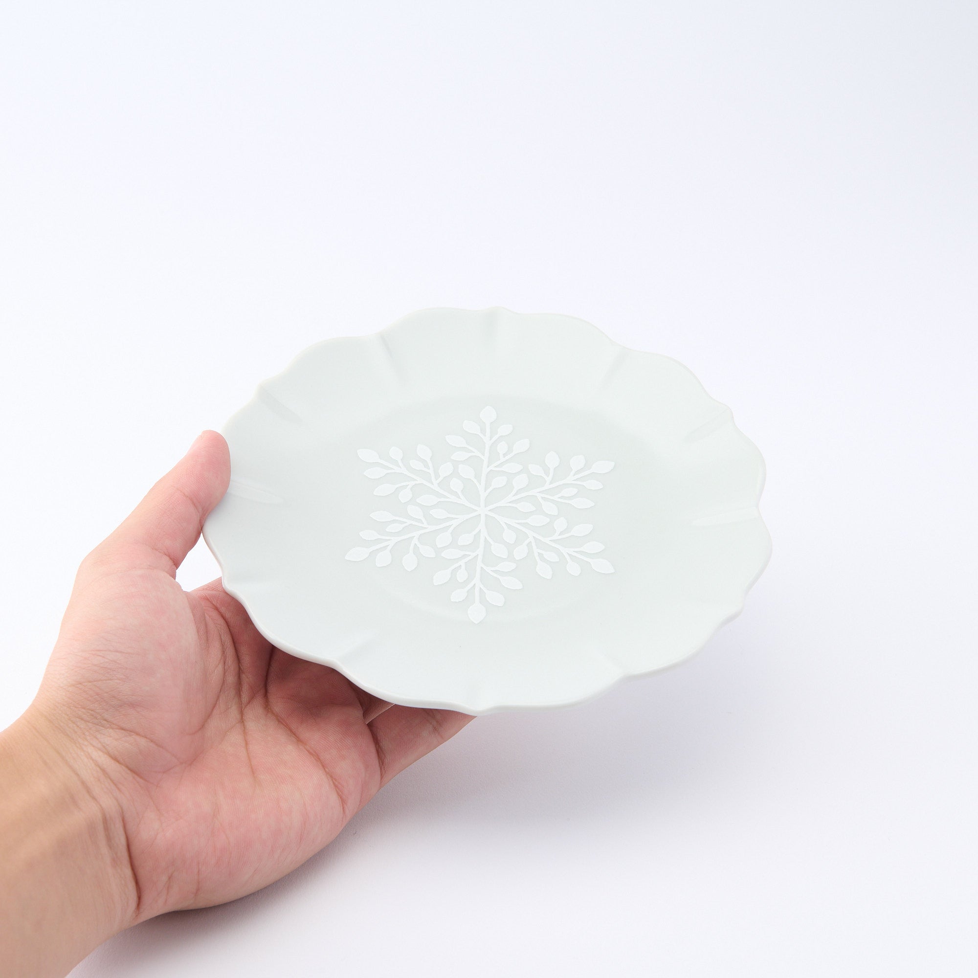 White Snow Crystal Plate Set