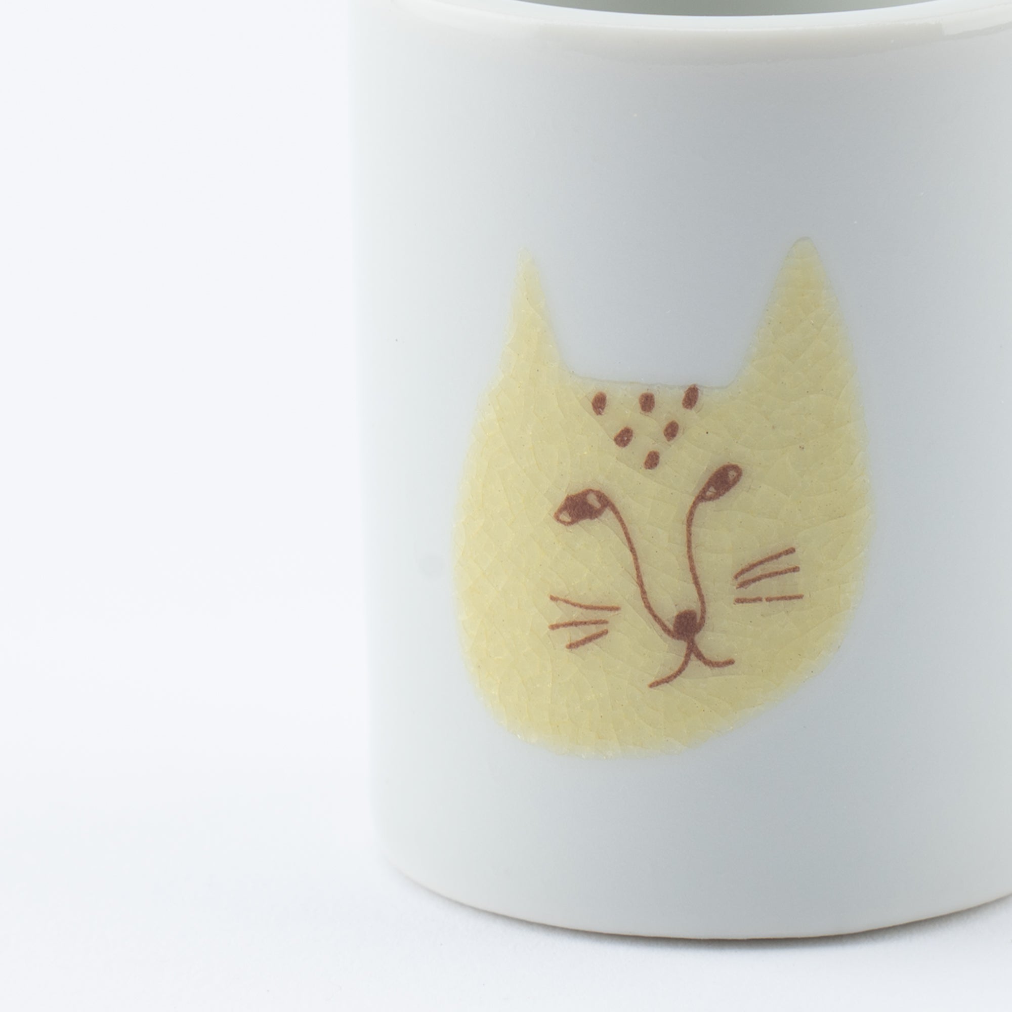 Tiny Cat Toothbrush Stand