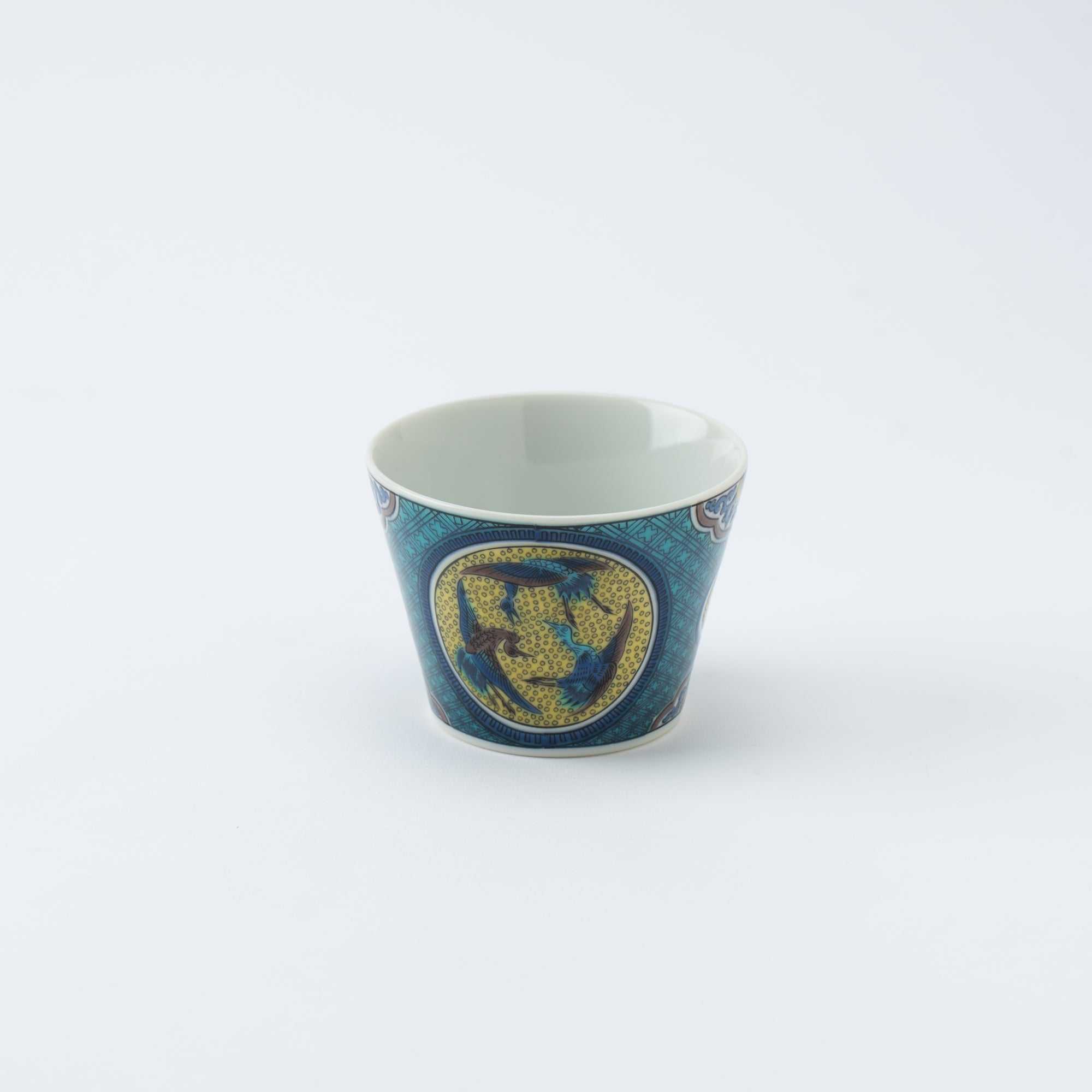 Classic Palette Guinomi Sake Cup - JAPAN KUTANI SHOP
