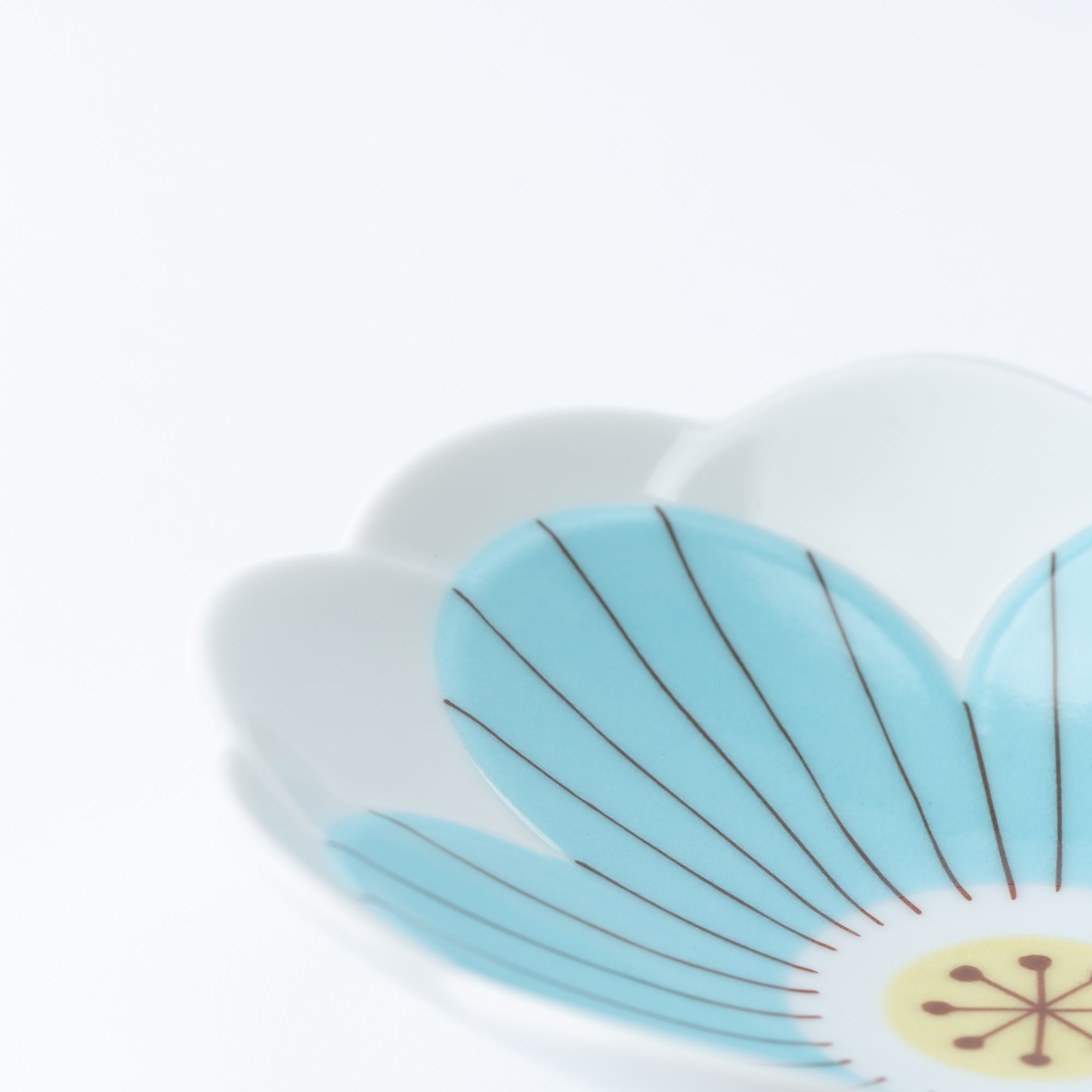 Blooming Flower Medium Bowl