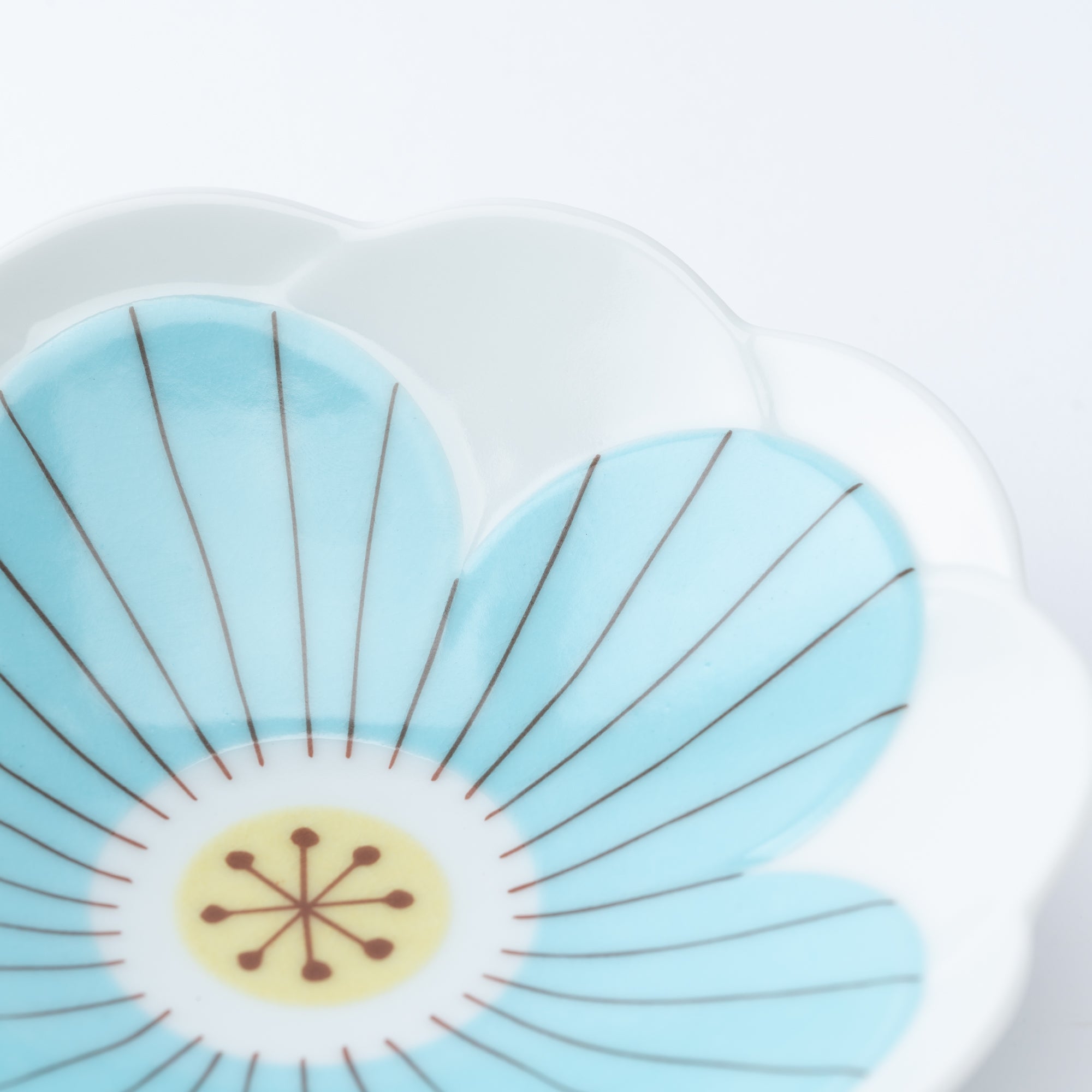 Blooming Flower Medium Bowl