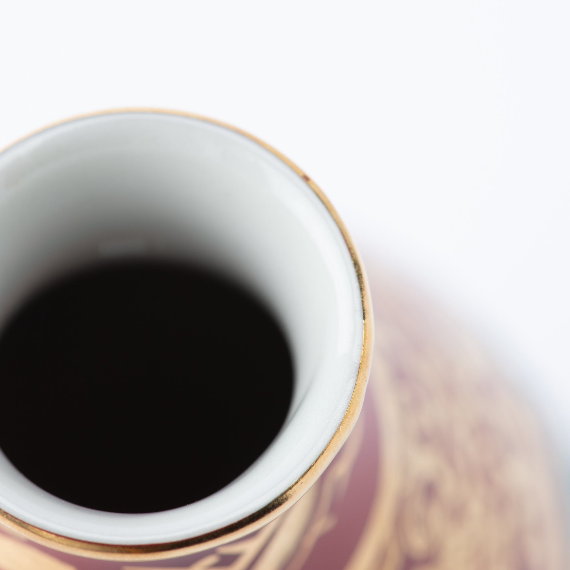 Aochibu and Arabesque Sake Set