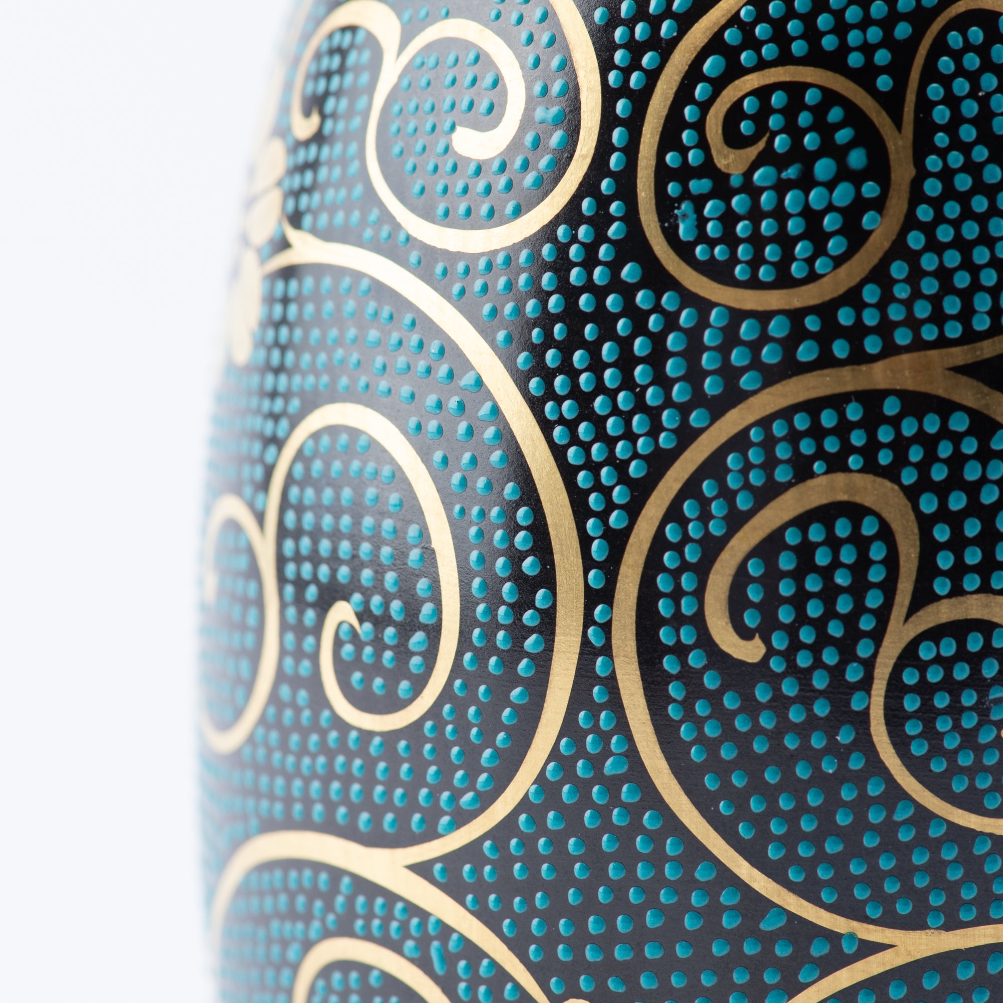 Aochibu and Arabesque Sake Set