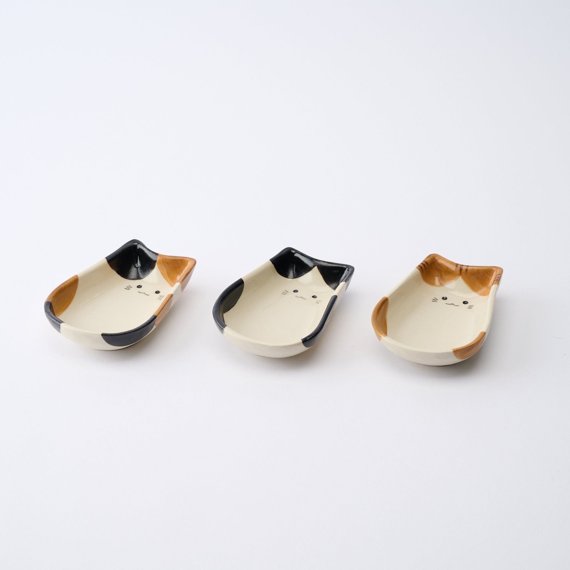 Cat Silhouette Sauce Plate　 - JAPAN KUTANI SHOP