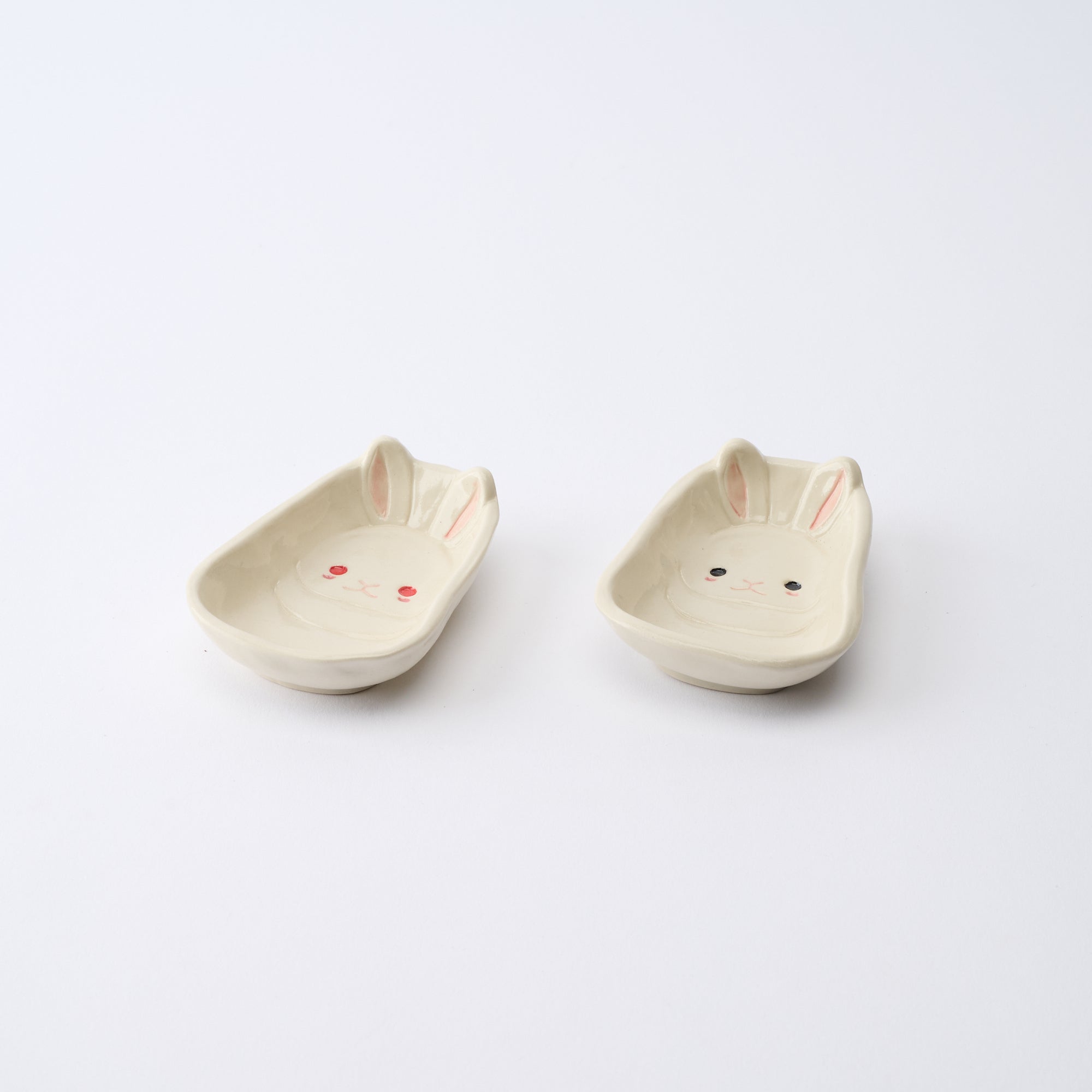 Rabbit Silhouette Sauce Plate - JAPAN KUTANI SHOP