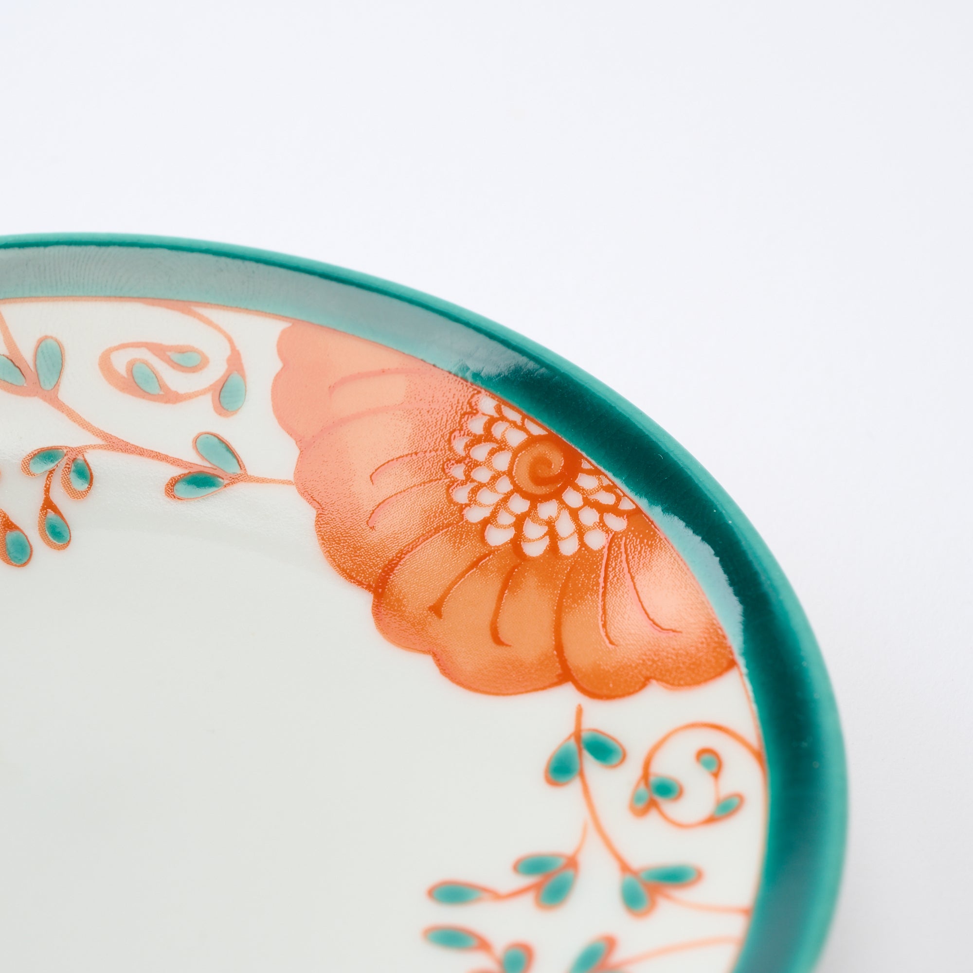 Flower Garland Sauce Plate - JAPAN KUTANI SHOP