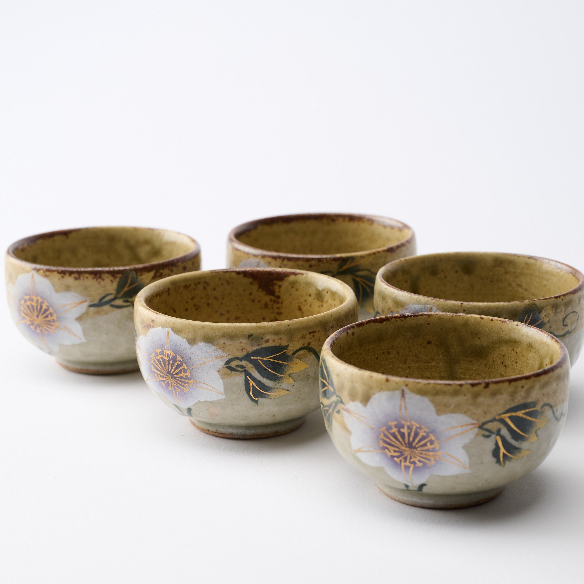 White Clematis Sake Set - JAPAN KUTANI SHOP