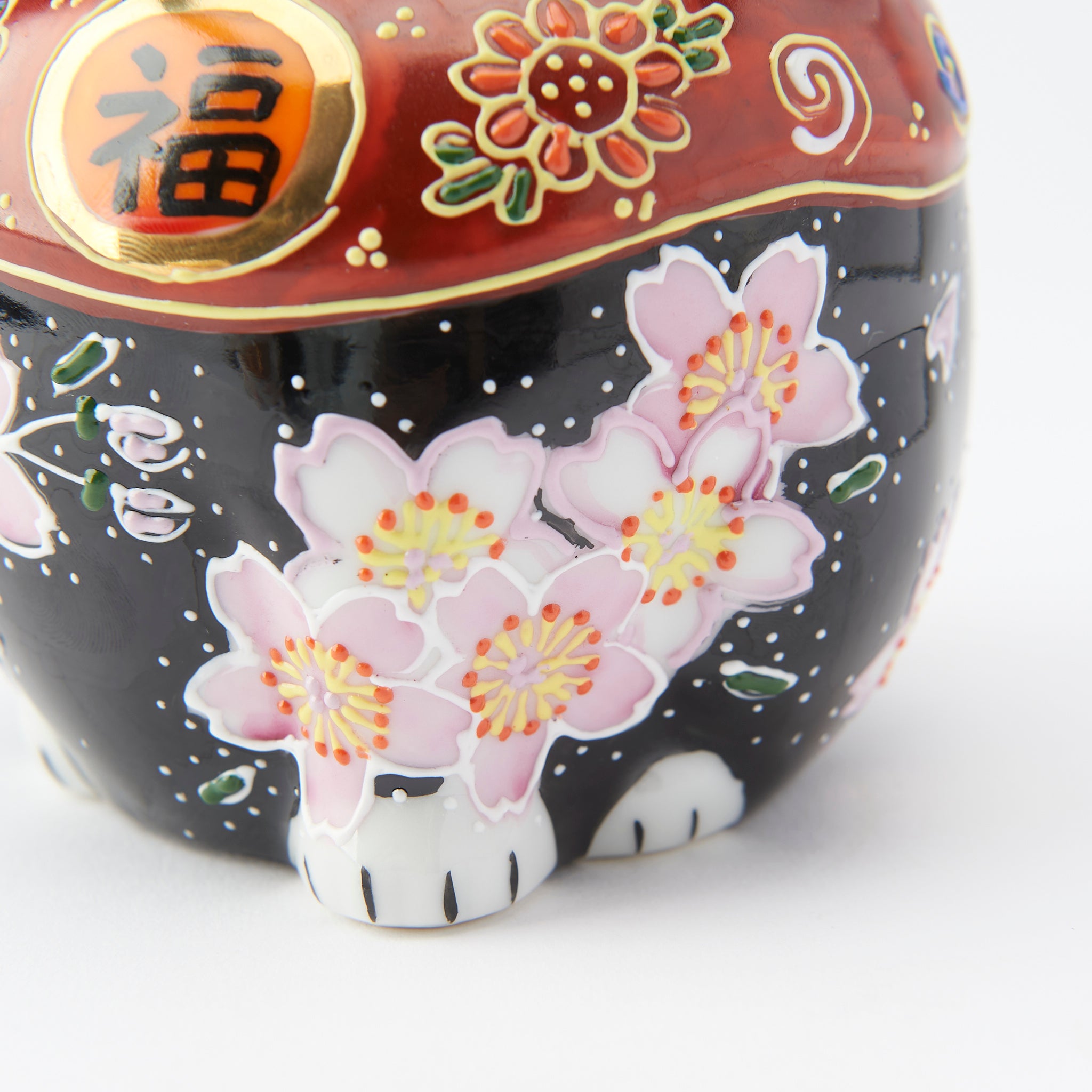Sakura Mori Lucky Cat