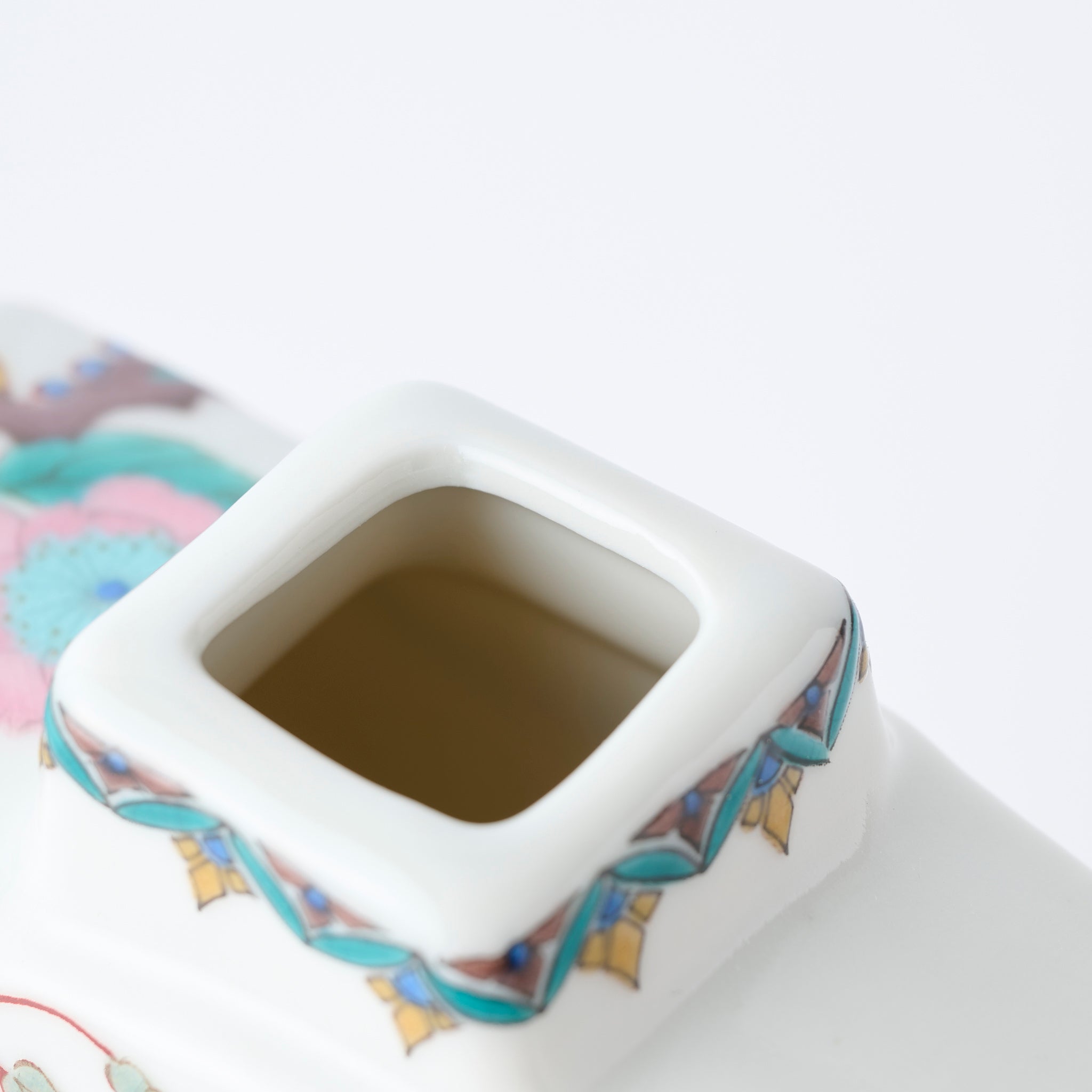 Weeping Sakura Tree Rectangular Flower Vase - JAPAN KUTANI SHOP