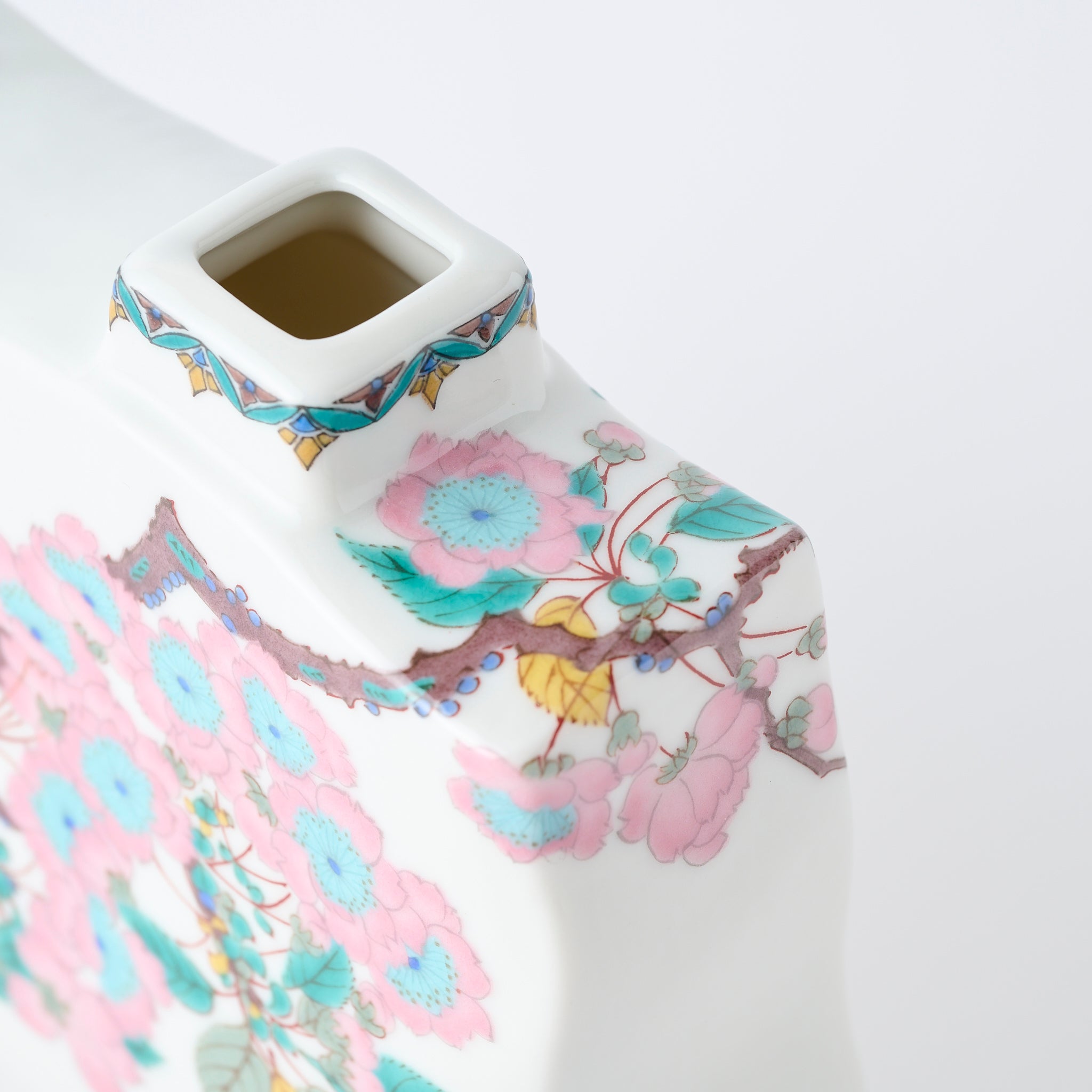 Weeping Sakura Tree Rectangular Flower Vase - JAPAN KUTANI SHOP