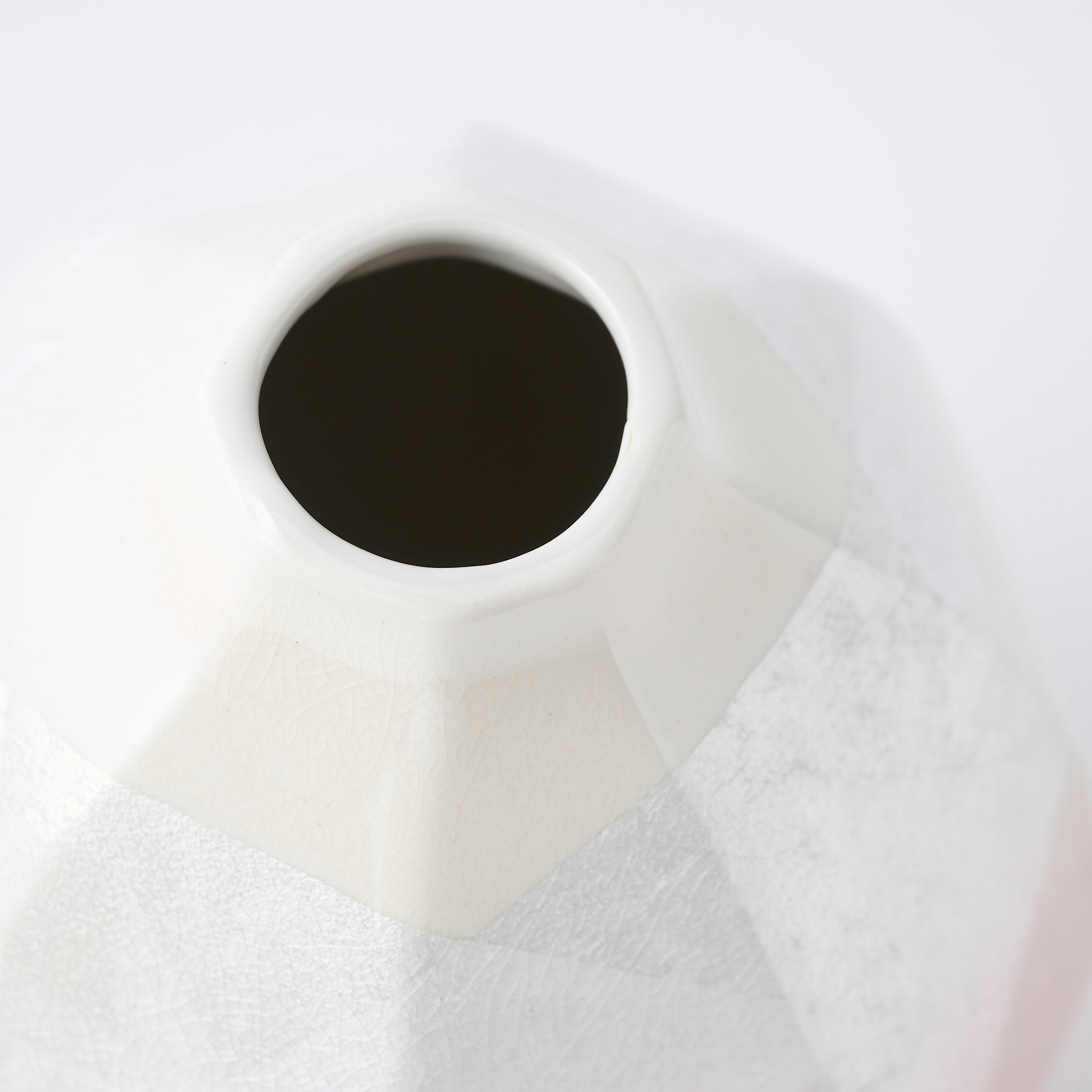 Ginsai Dancing Sakura Flower Vase - JAPAN KUTANI SHOP