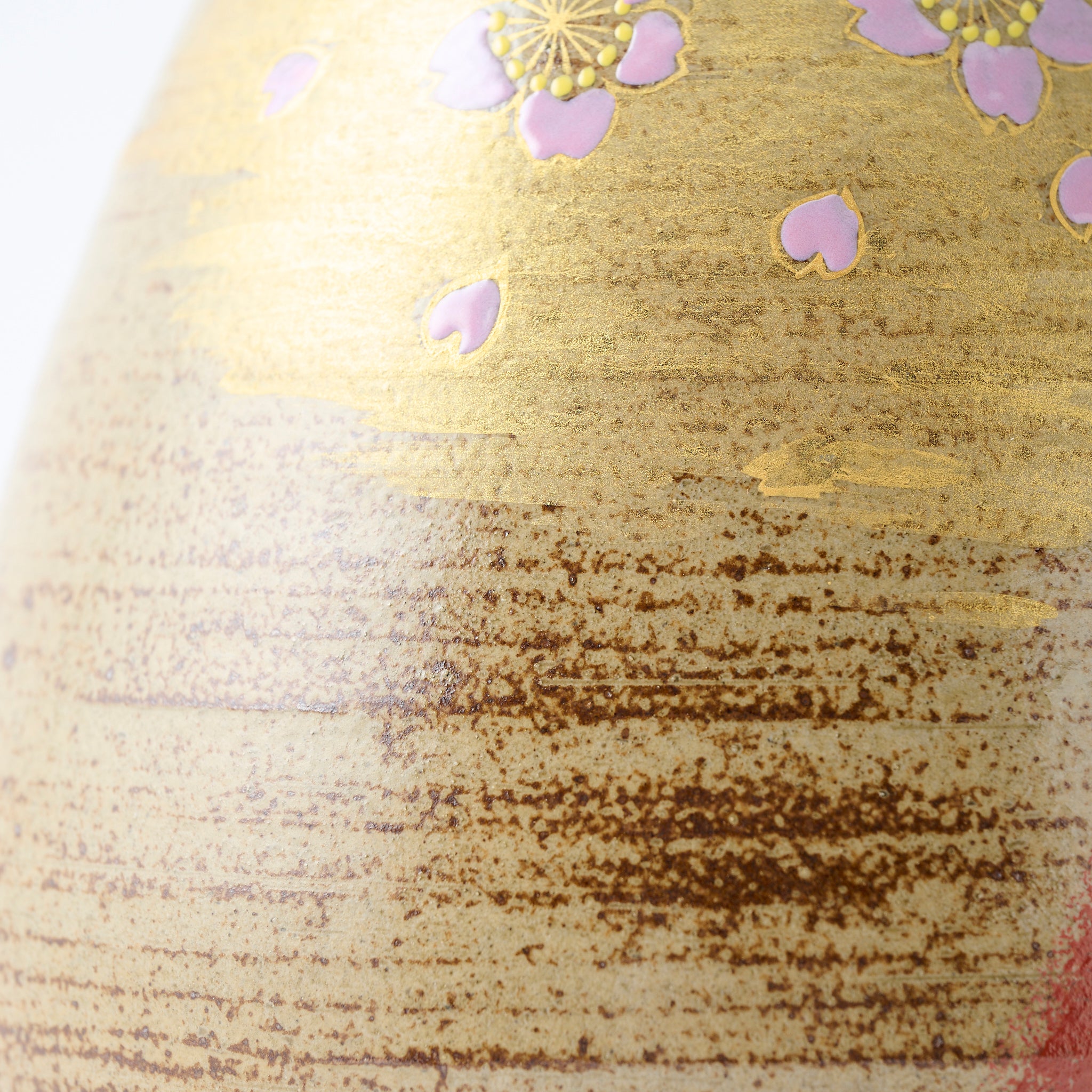 Golden Cloud and Mt. Fuji Flower Vase - JAPAN KUTANI SHOP