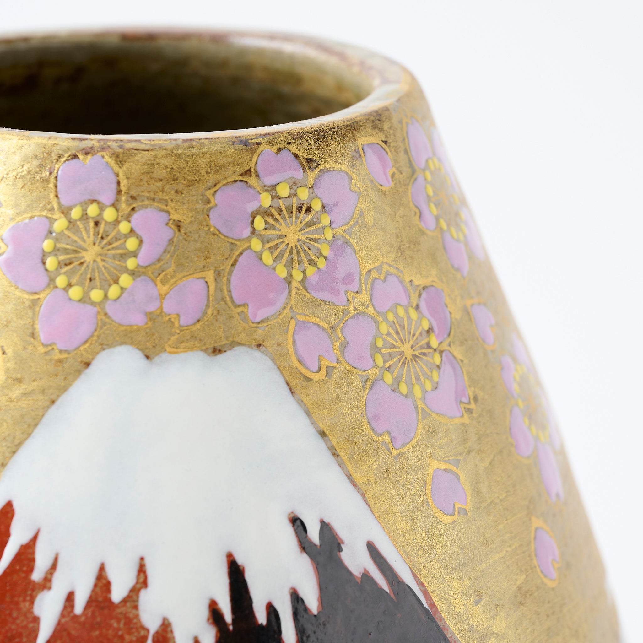 Golden Cloud and Mt. Fuji Flower Vase - JAPAN KUTANI SHOP