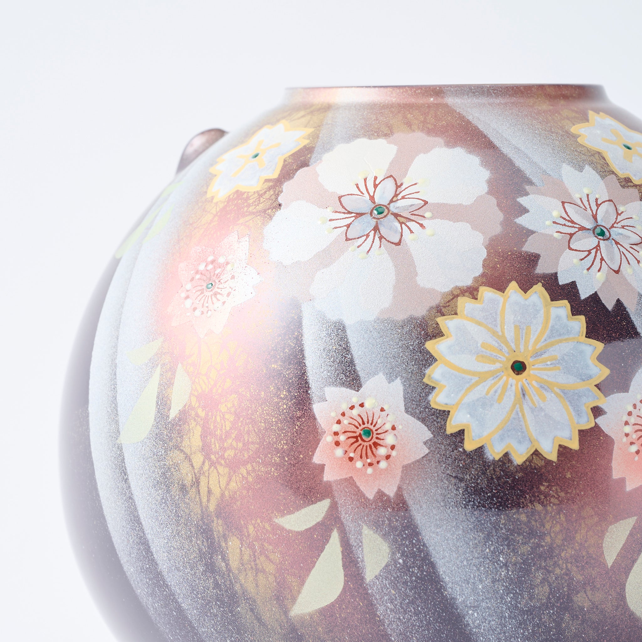 Sunlit Dance of Flowers Flower Vase - JAPAN KUTANI SHOP
