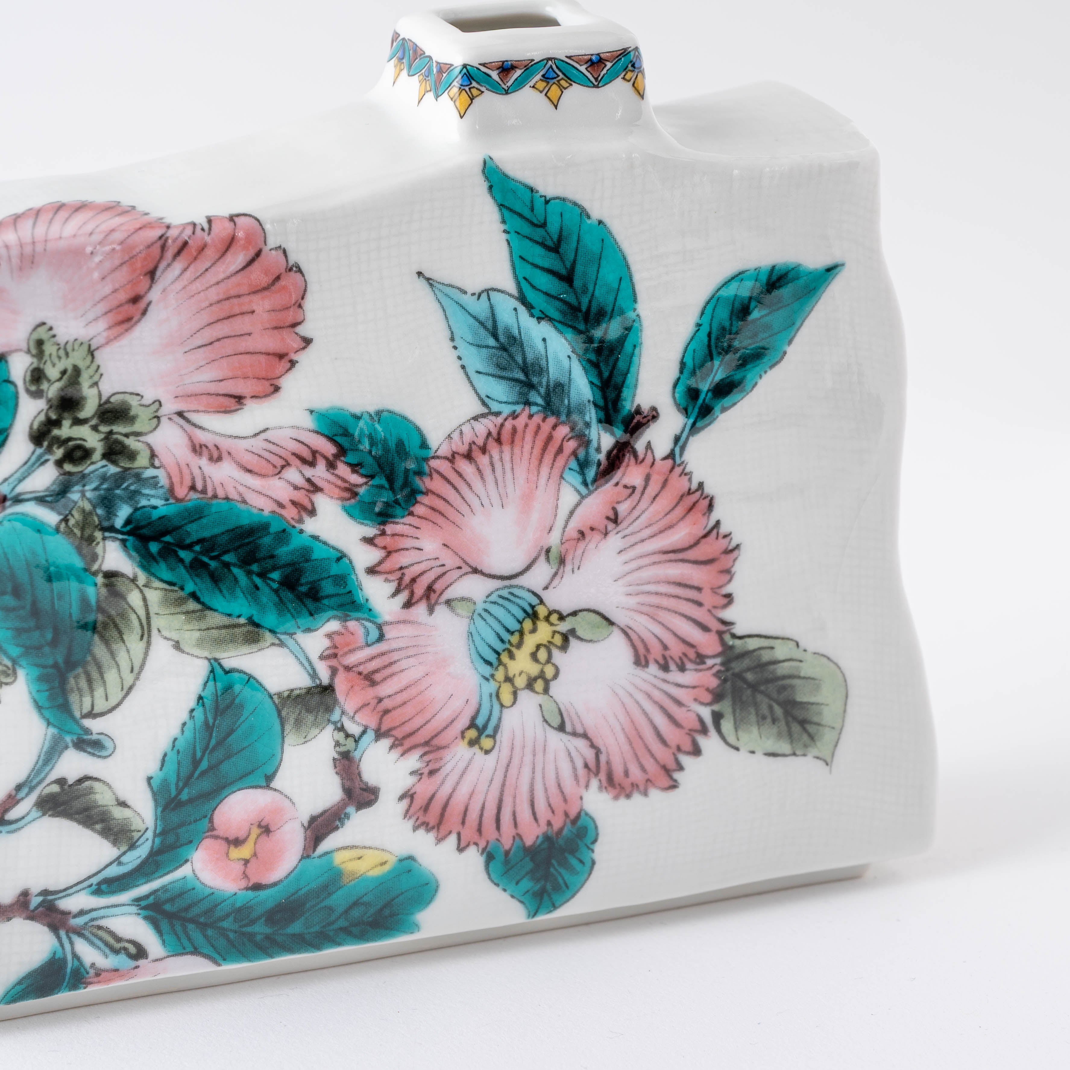 Camellia Rectangular Flower Vase - JAPAN KUTANI SHOP