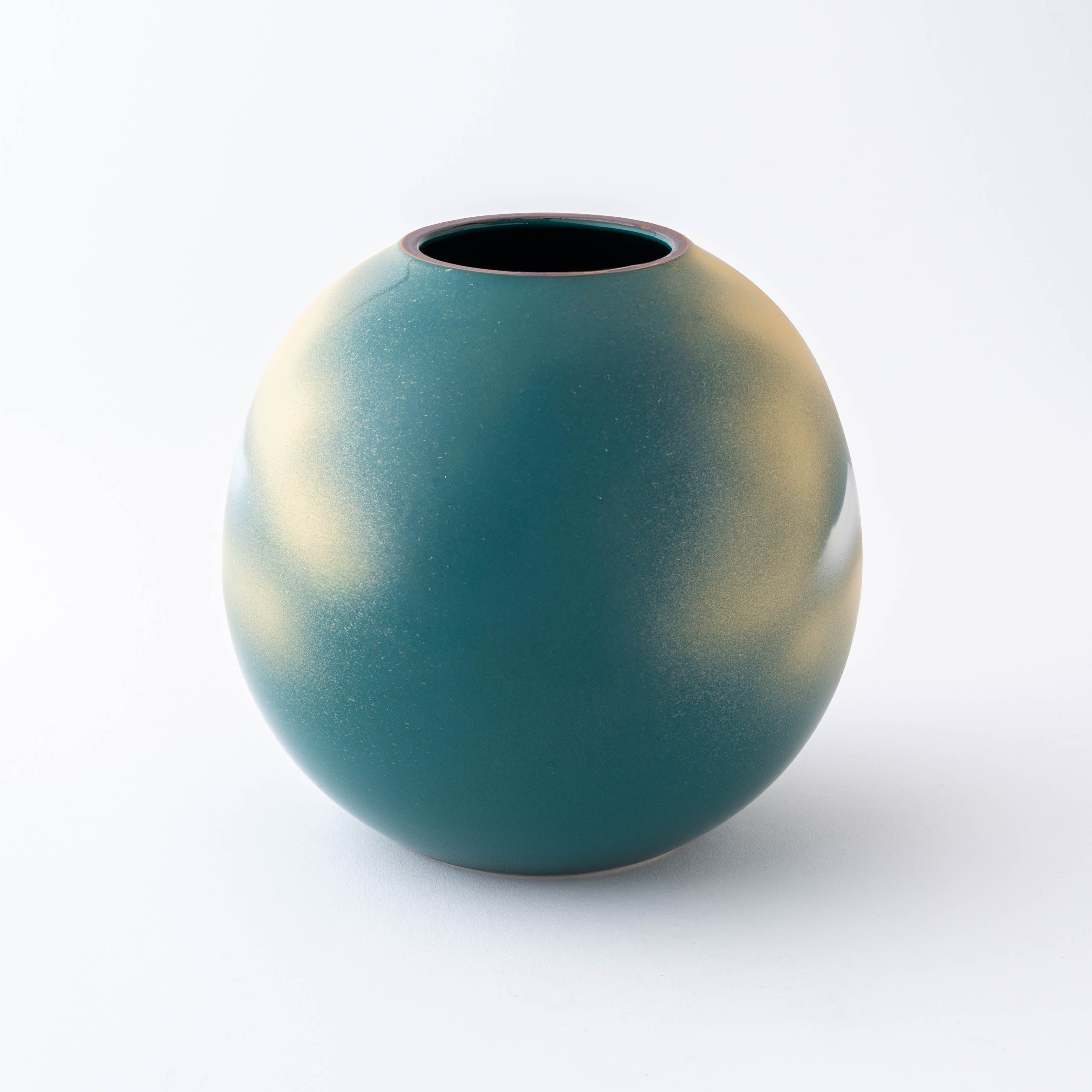 Crane and Misty Mountain Round Japanese Flower Vase - JAPAN KUTANI SHOP