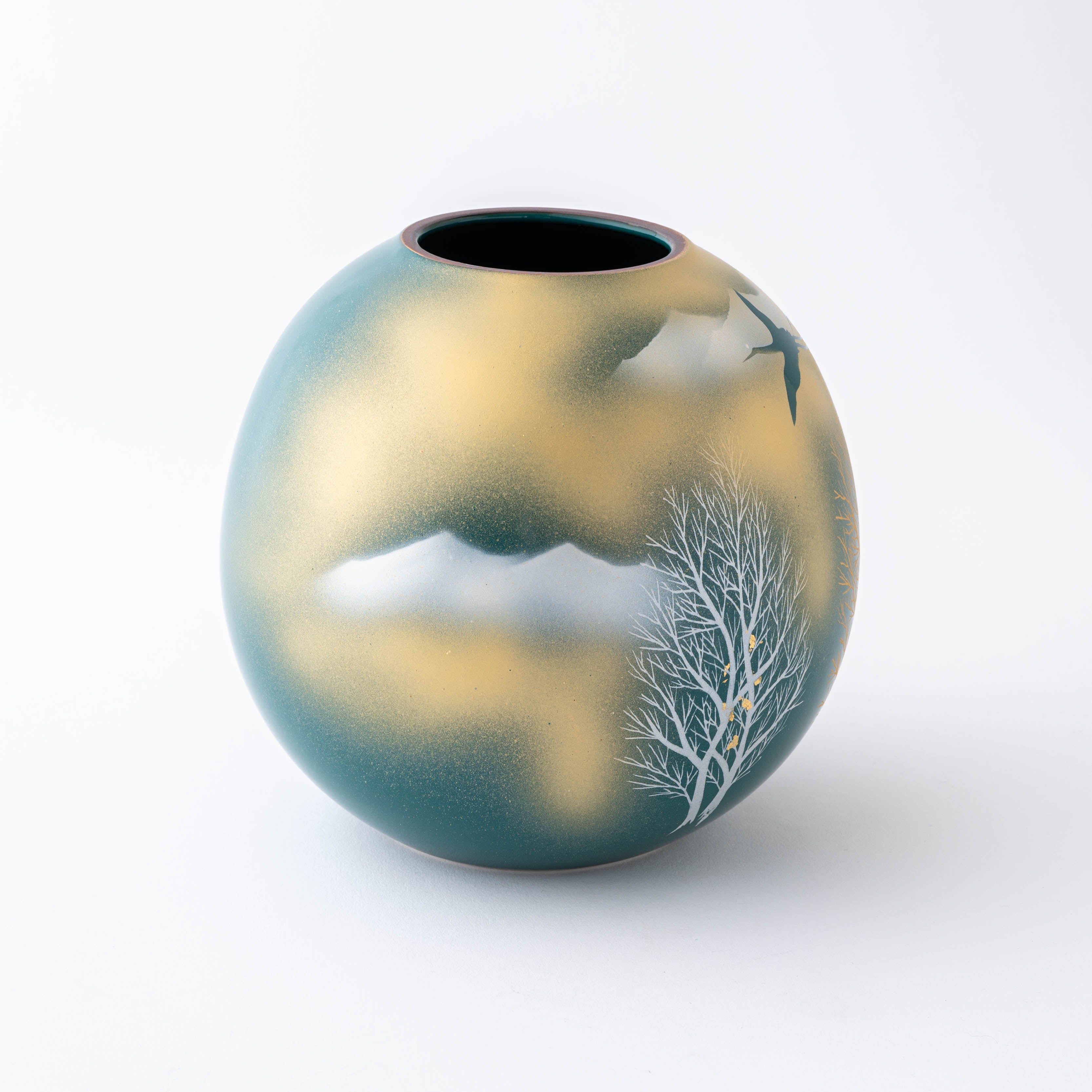 Crane and Misty Mountain Round Japanese Flower Vase - JAPAN KUTANI SHOP