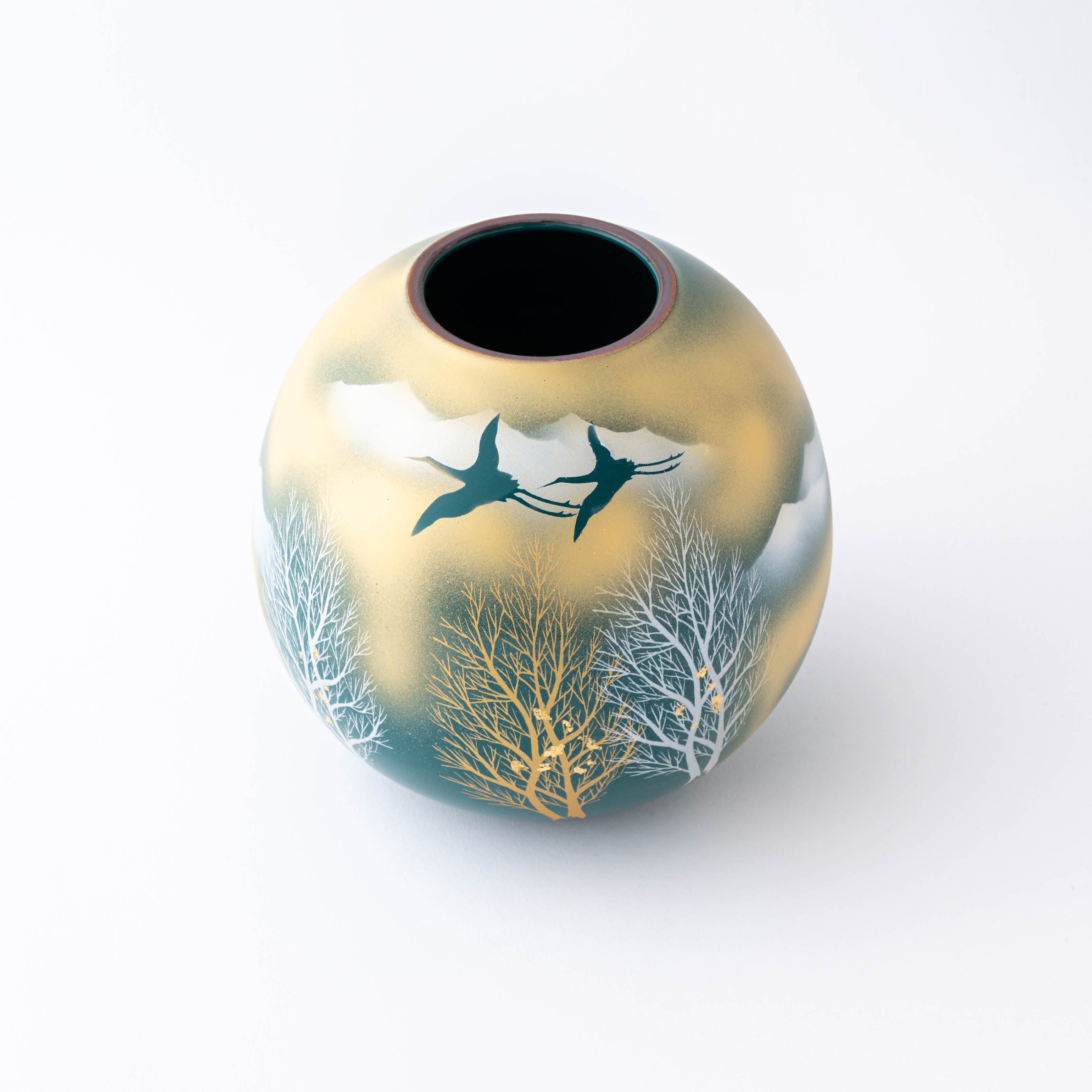 Crane and Misty Mountain Round Japanese Flower Vase - JAPAN KUTANI SHOP