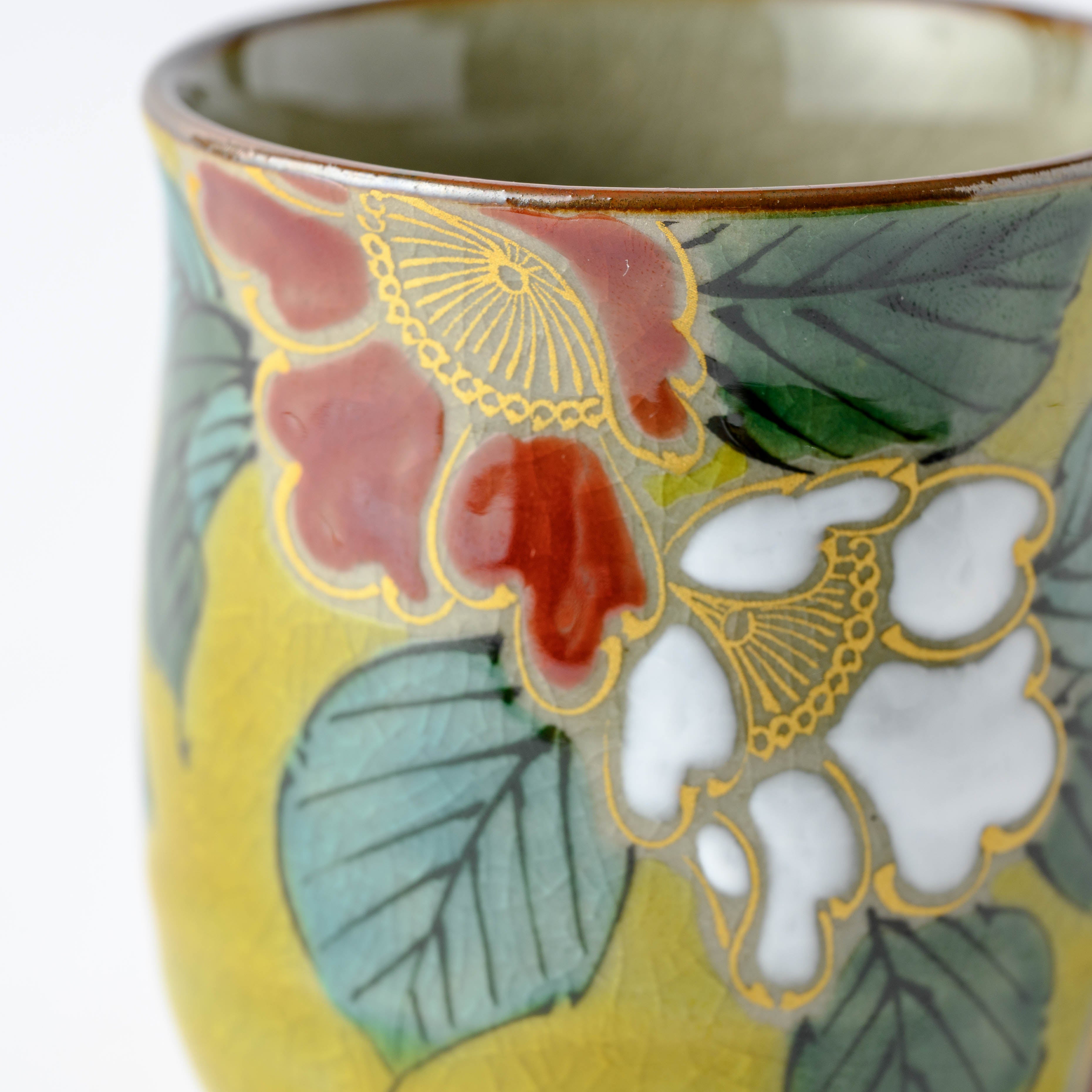 Red and White Sasanqua Japanese Teacup Pair - JAPAN KUTANI SHOP