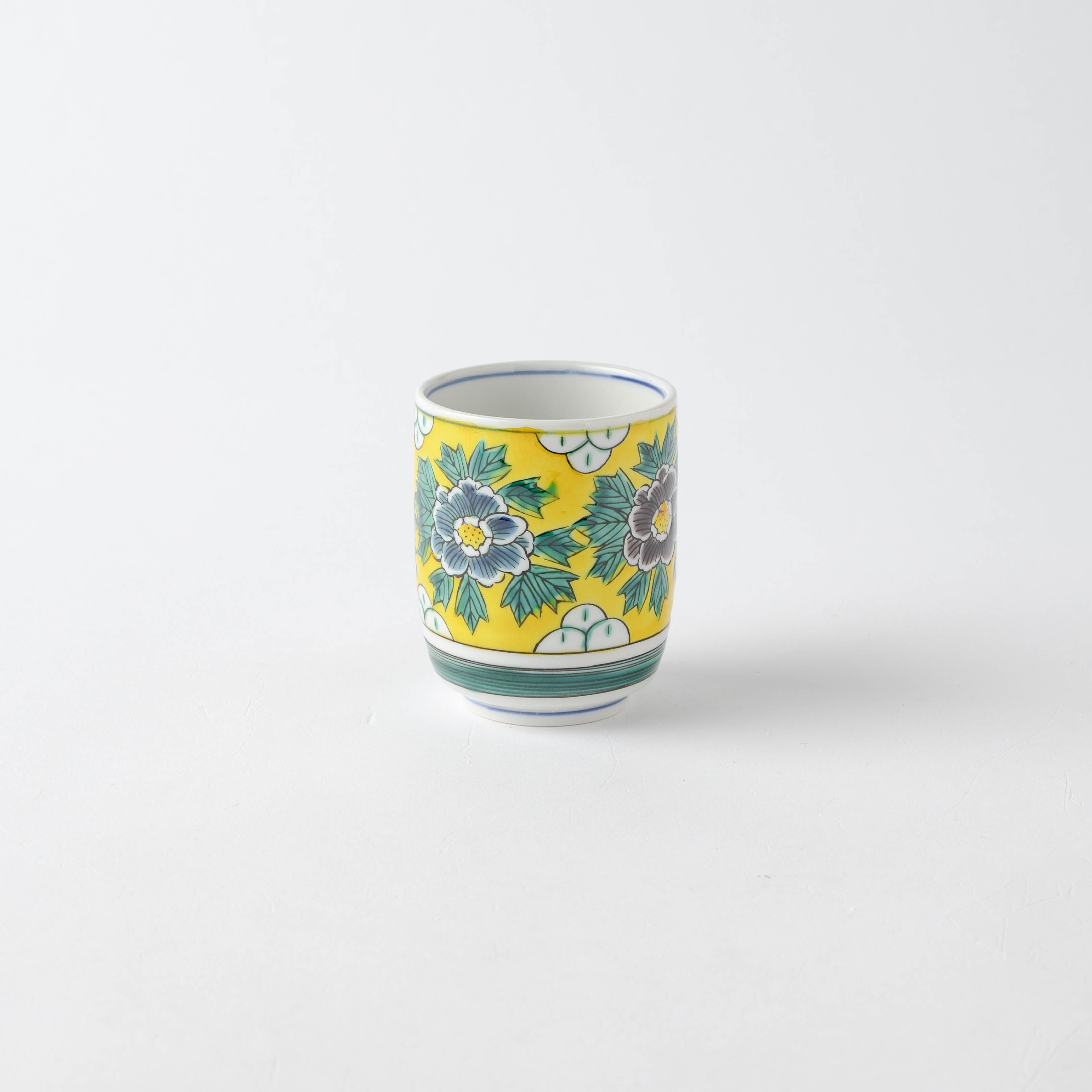 Yoshidaya Peony Yunomi Japanese Teacup Pair - JAPAN KUTANI SHOP