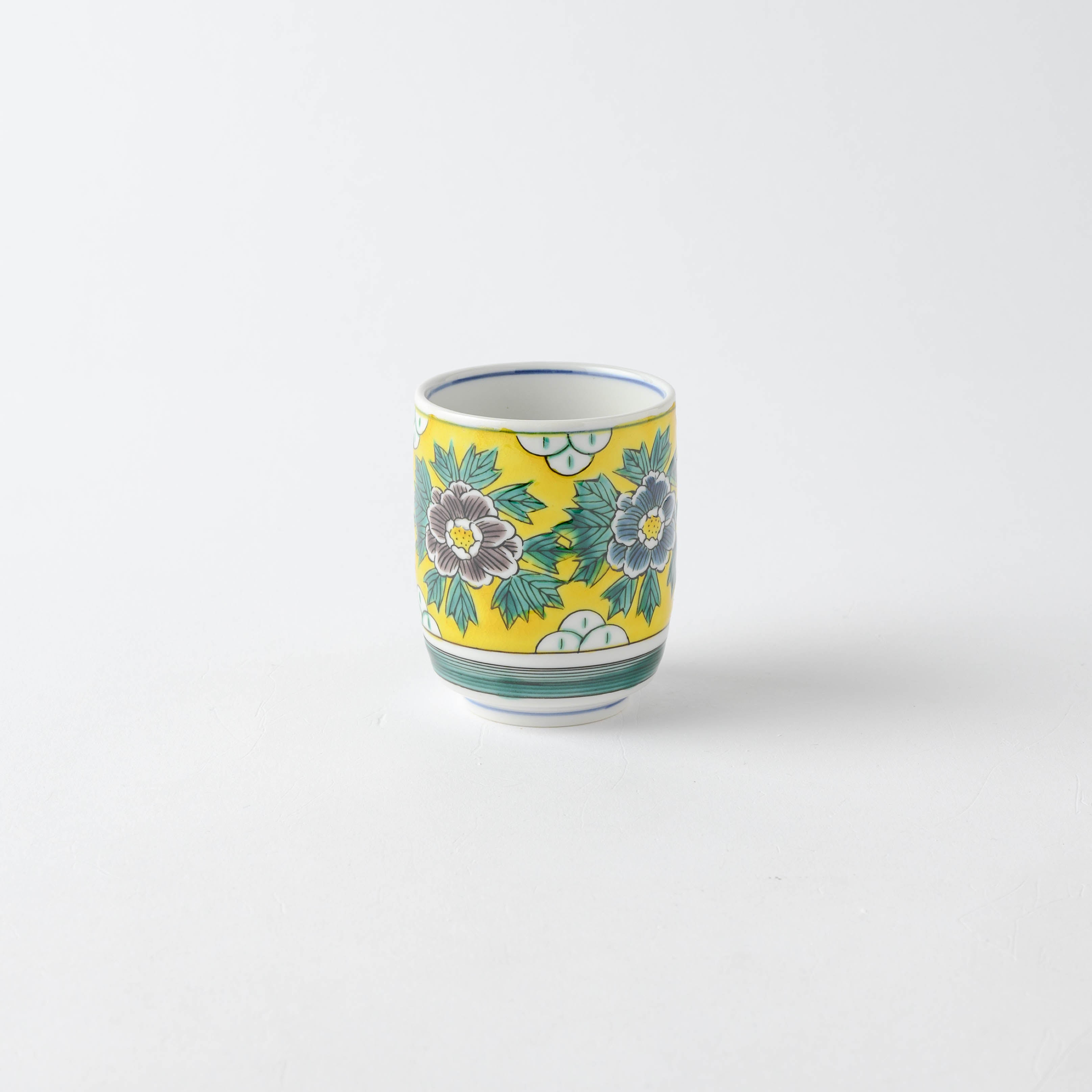 Yoshidaya Peony Yunomi Japanese Teacup Pair - JAPAN KUTANI SHOP