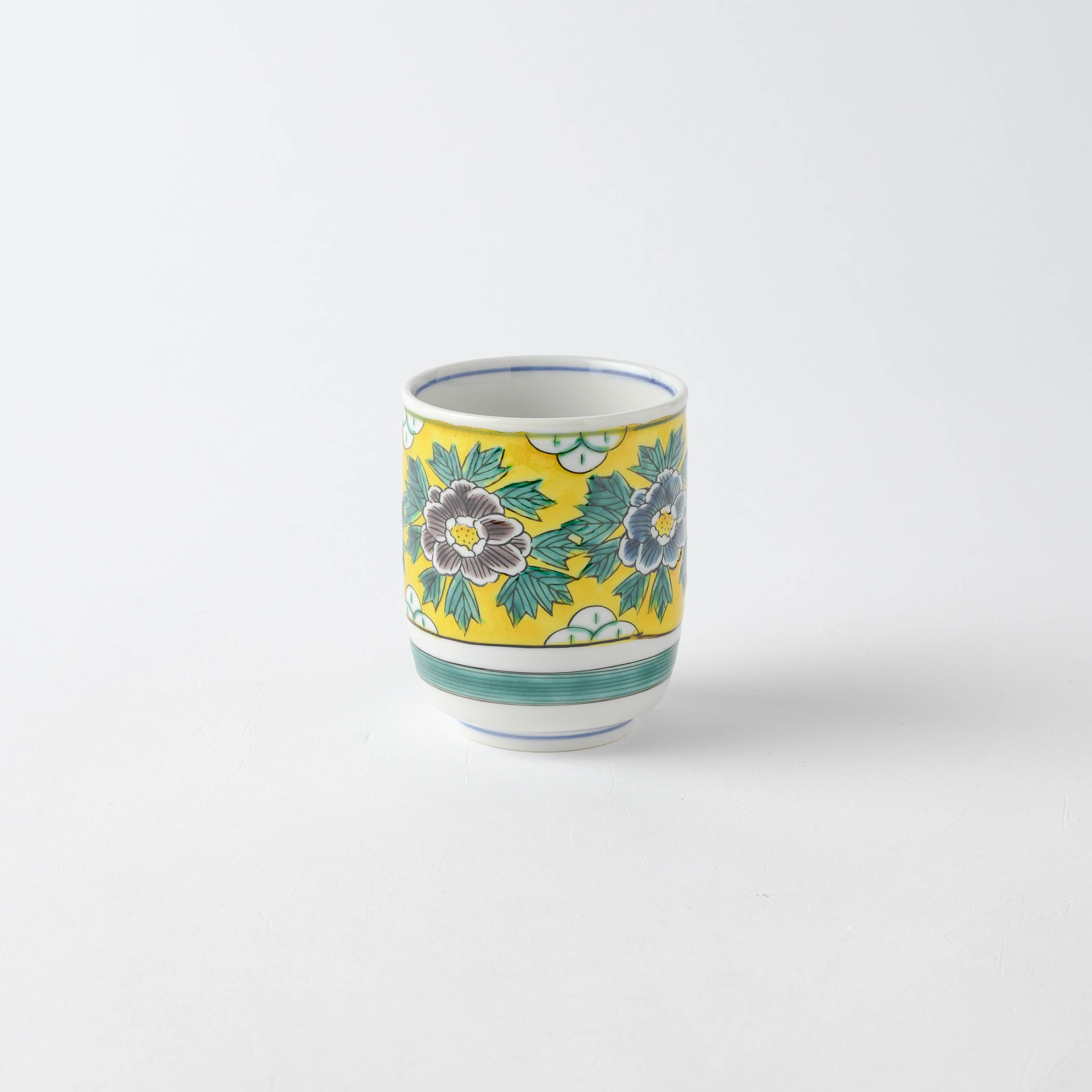 Yoshidaya Peony Yunomi Japanese Teacup Pair - JAPAN KUTANI SHOP