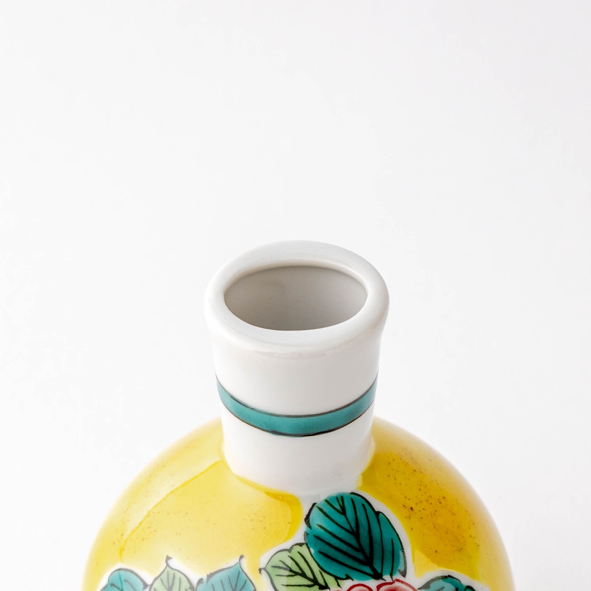 Sasanqua and Butterfly Soy Sauce Dispenser