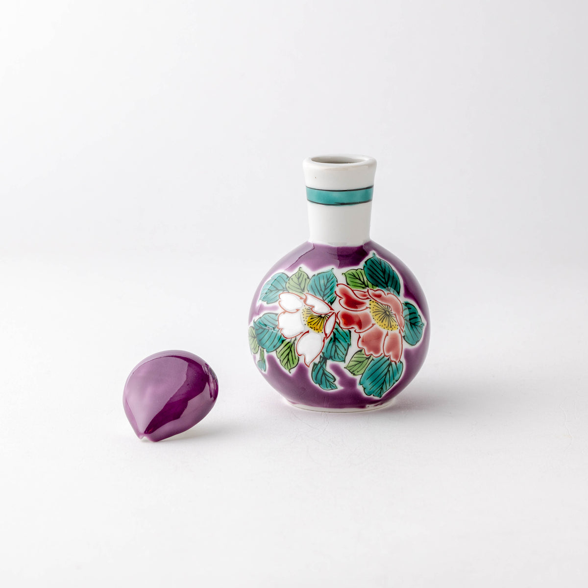 Sasanqua and Butterfly Soy Sauce Dispenser
