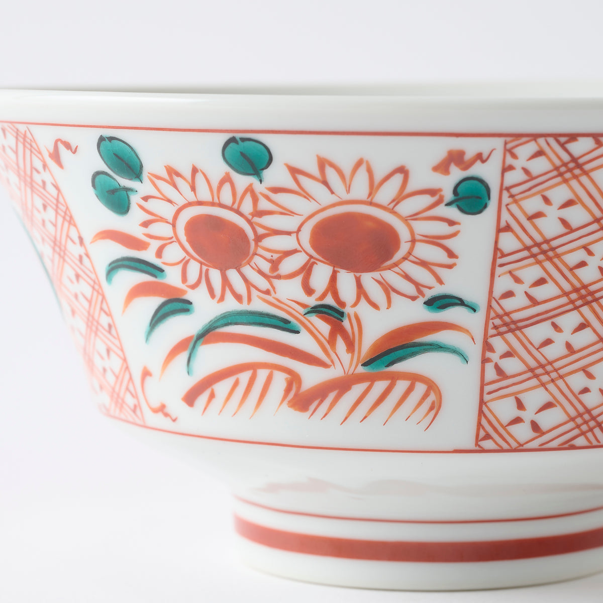 Akae Botanical Medium Bowl