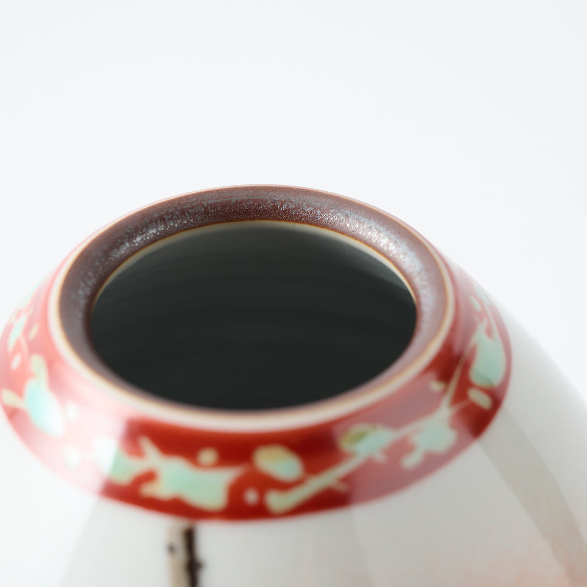 Perched Sparrow Japanese Flower Vase
