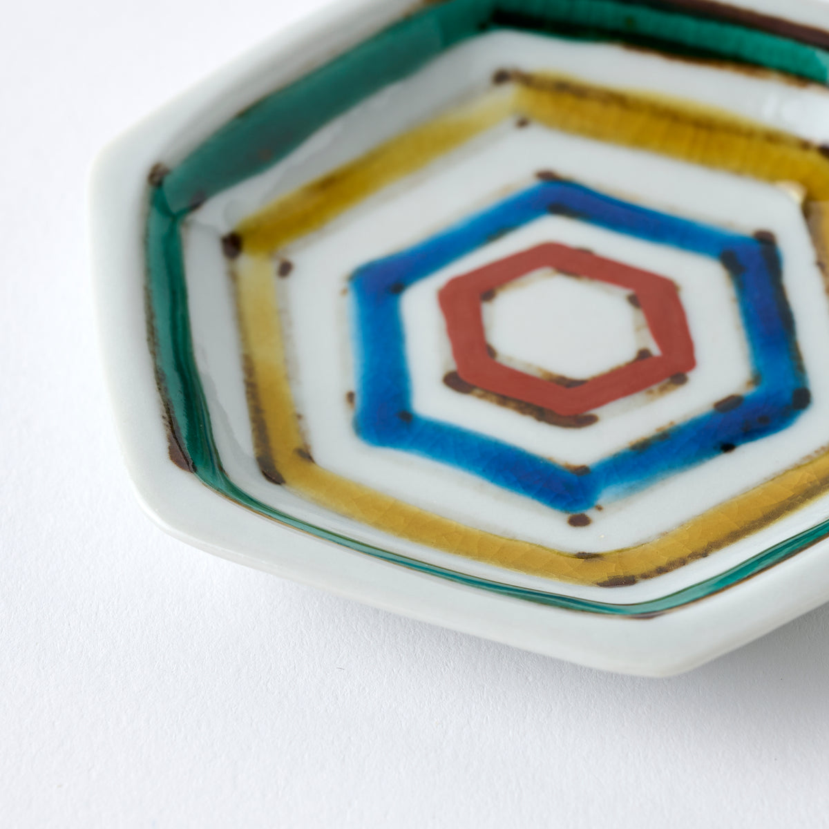 Little Symbols of Luck Sauce Plate - JAPAN KUTANI SHOP